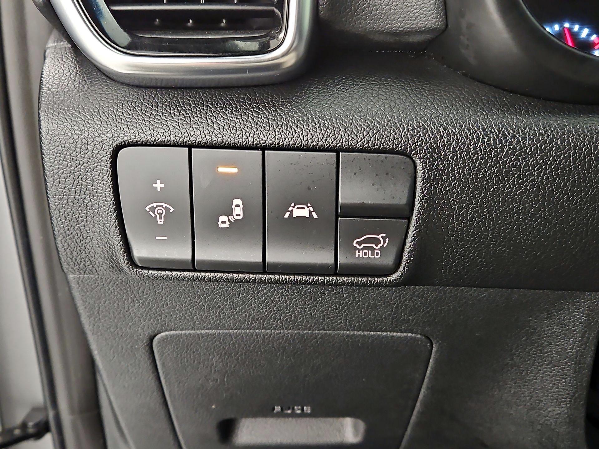 Thumbnail: 2022 Kia Sportage - 13