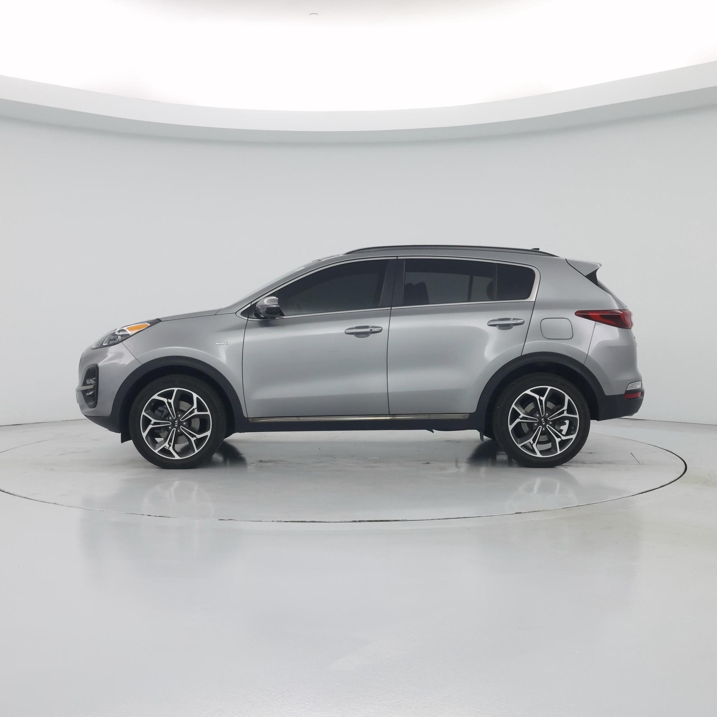 Thumbnail: 2022 Kia Sportage - 3