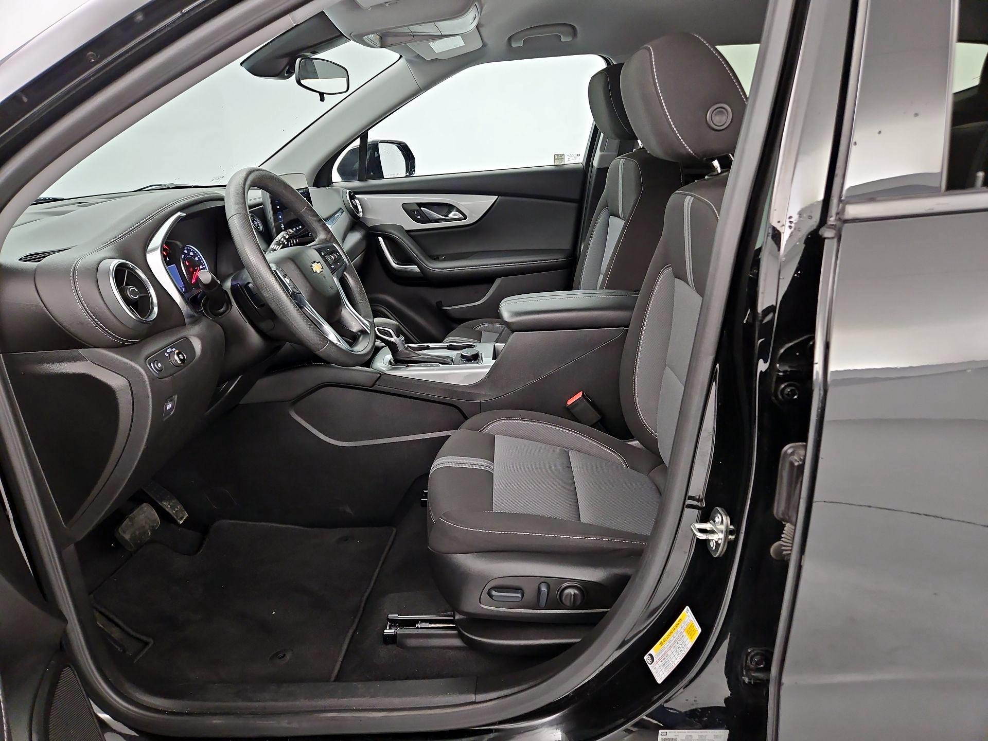 Thumbnail: 2023 Chevrolet Blazer - 11