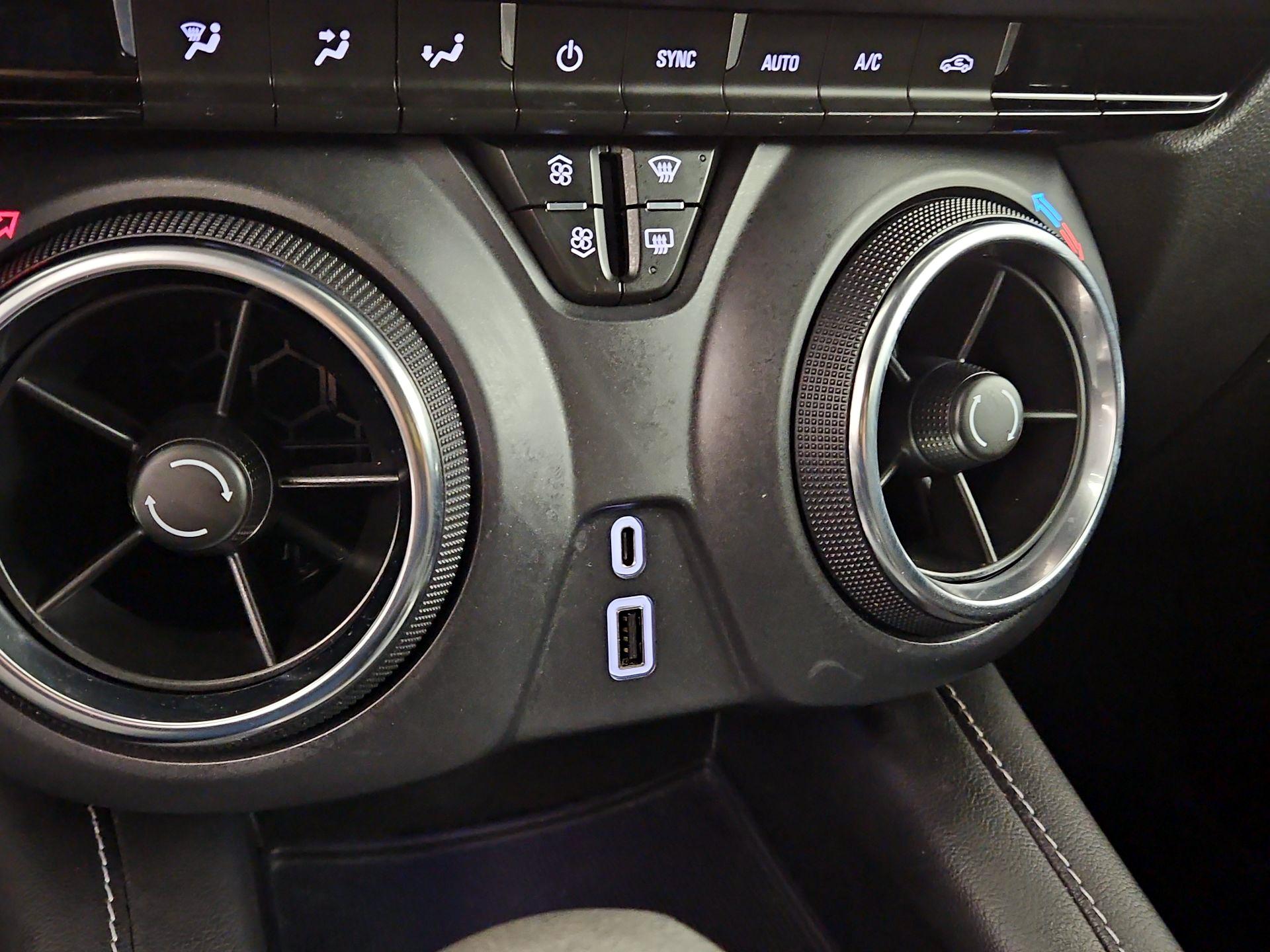 Thumbnail: 2023 Chevrolet Blazer - 18