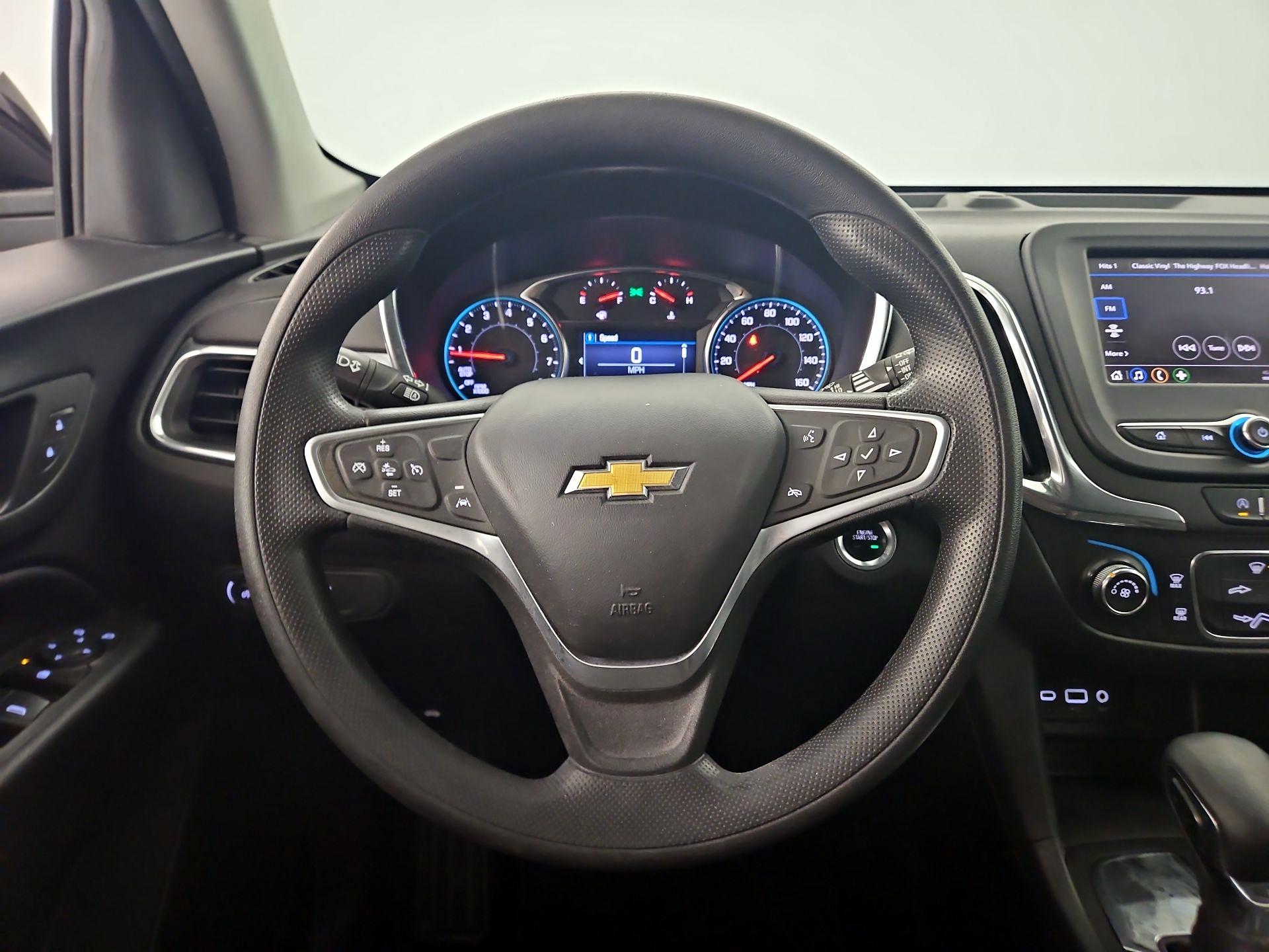 Thumbnail: 2022 Chevrolet Equinox - 10