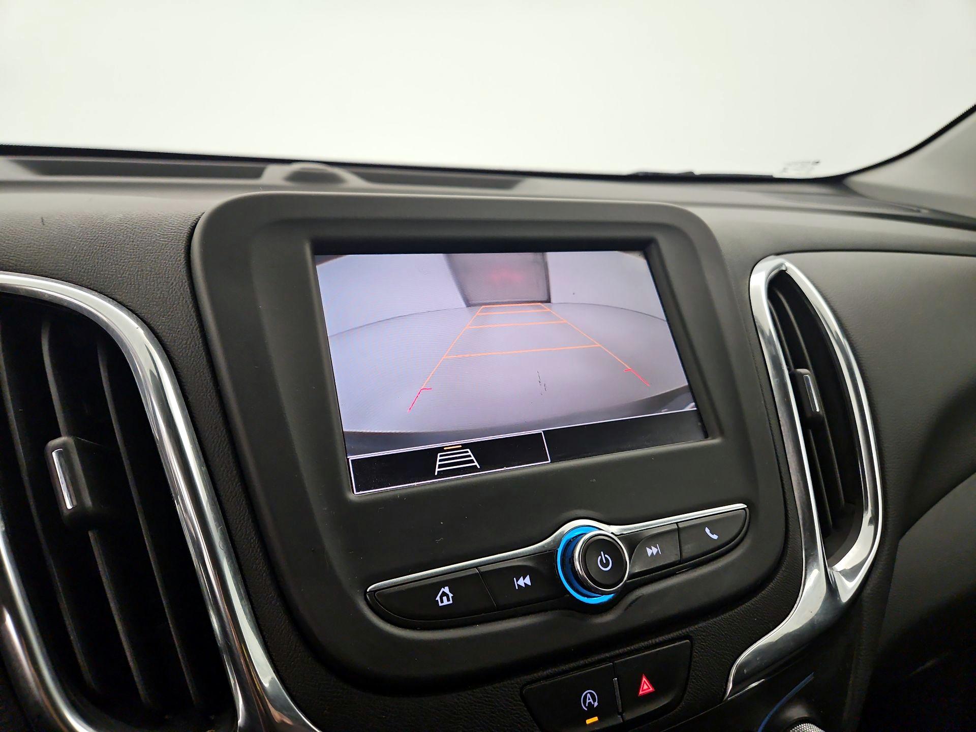 Thumbnail: 2022 Chevrolet Equinox - 14