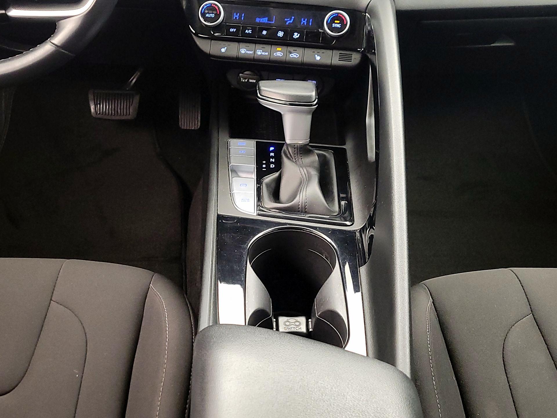 Thumbnail: 2023 Hyundai Elantra - 18