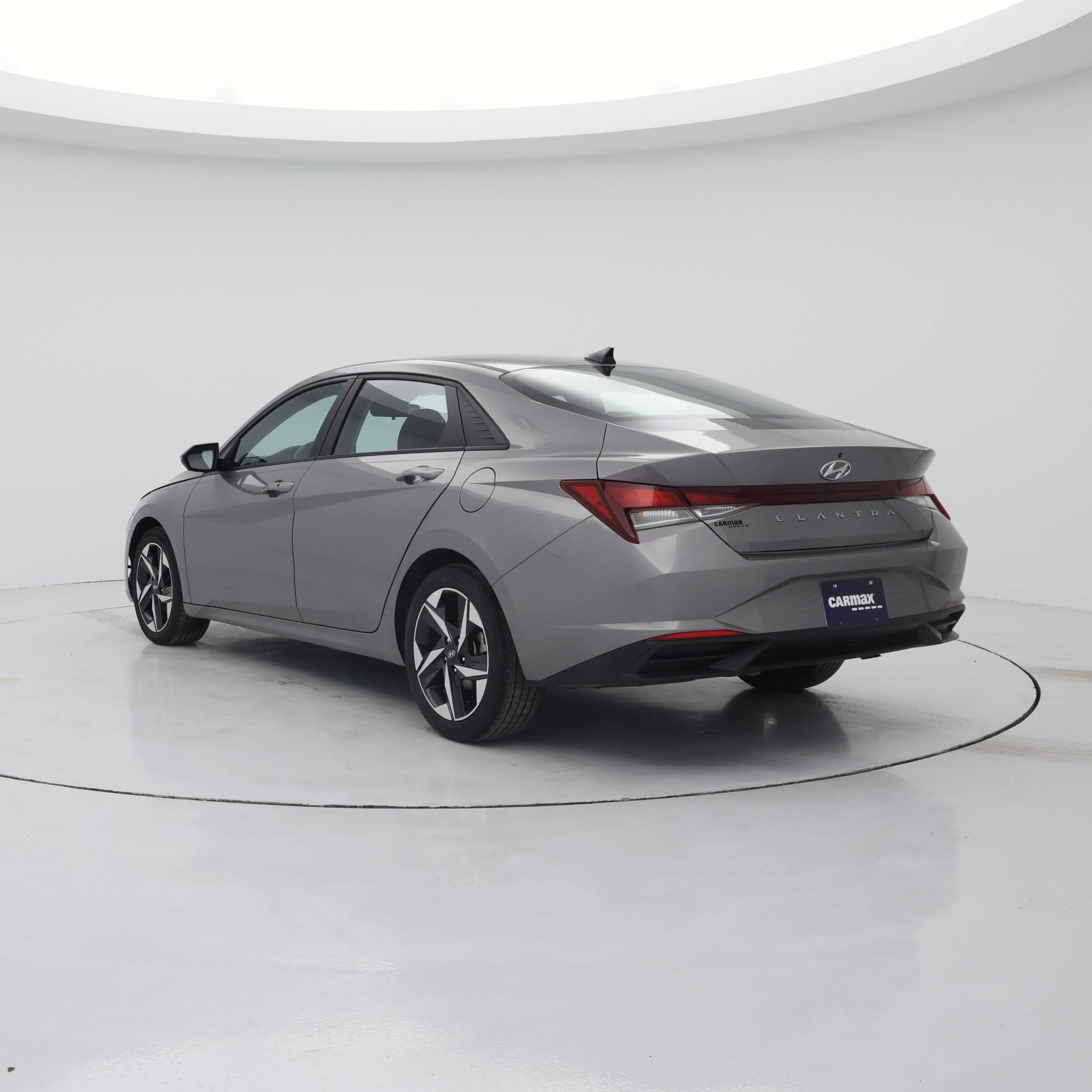 Thumbnail: 2023 Hyundai Elantra - 2