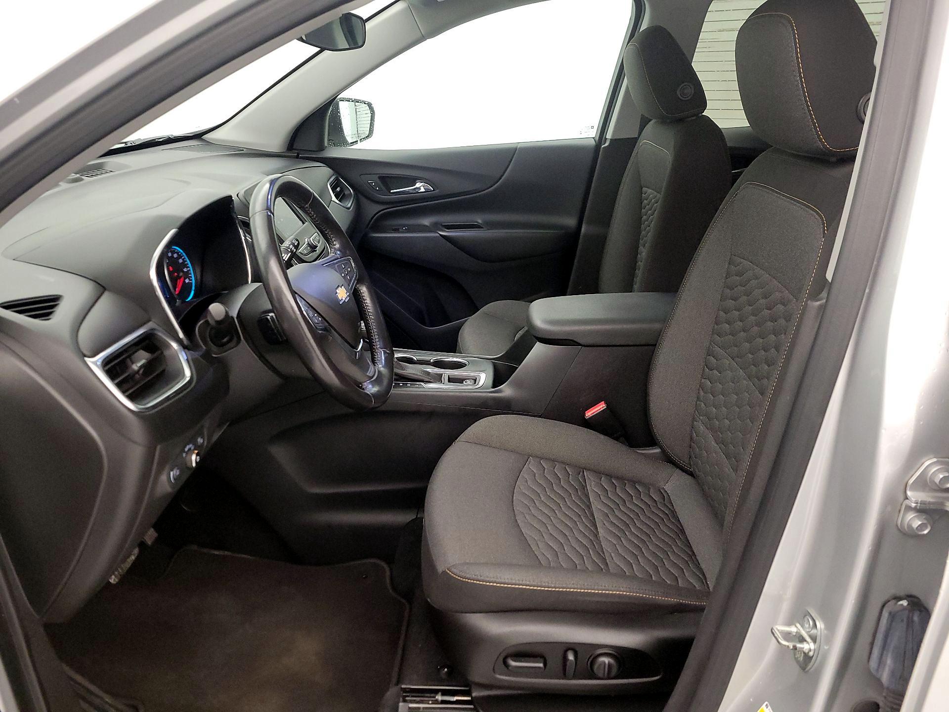 Thumbnail: 2021 Chevrolet Equinox - 11