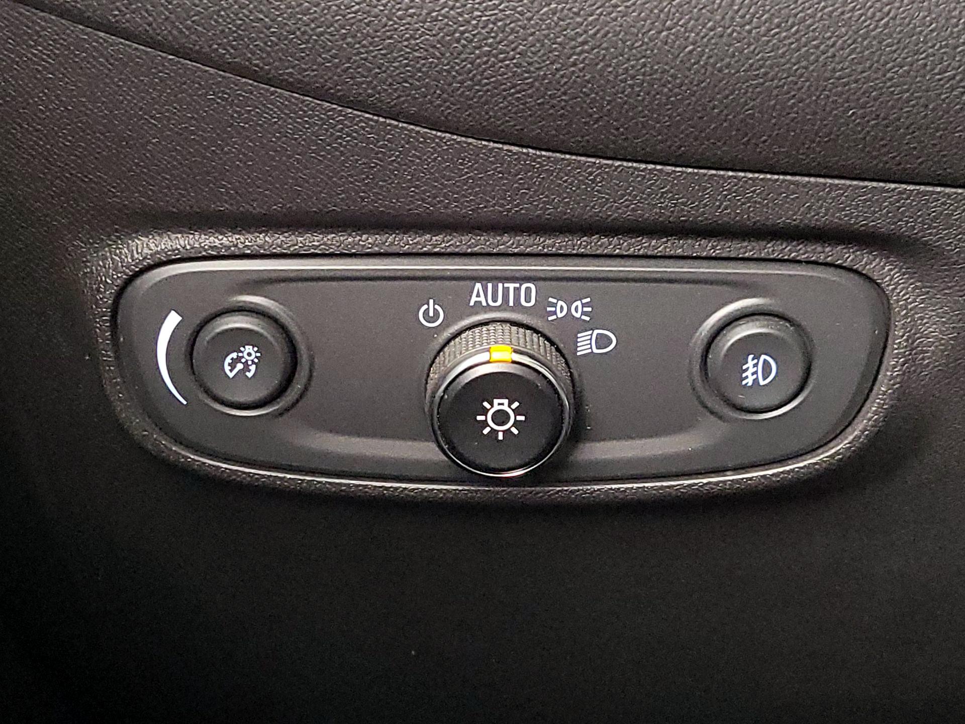 Thumbnail: 2021 Chevrolet Equinox - 13