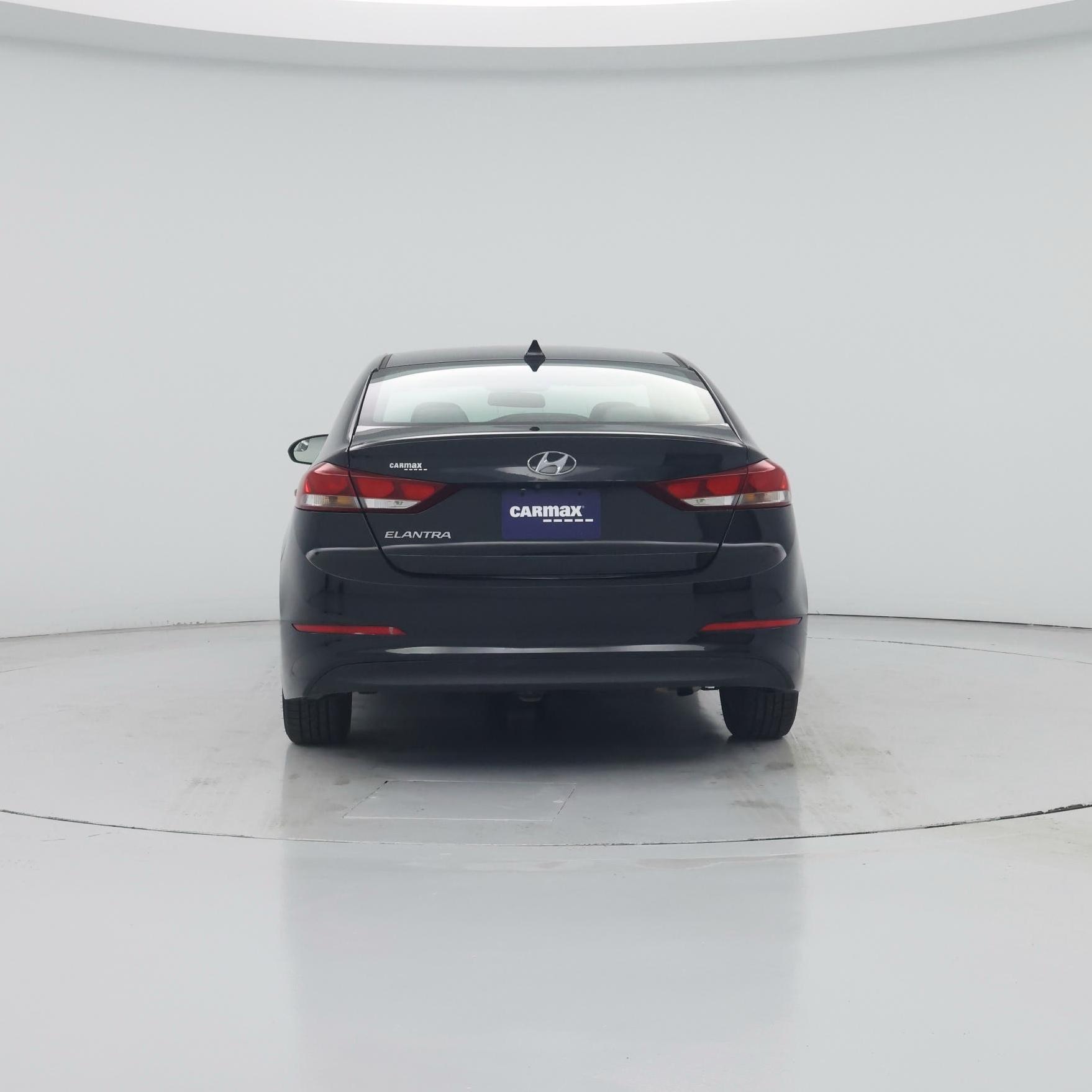 Thumbnail: 2017 Hyundai Elantra - 6