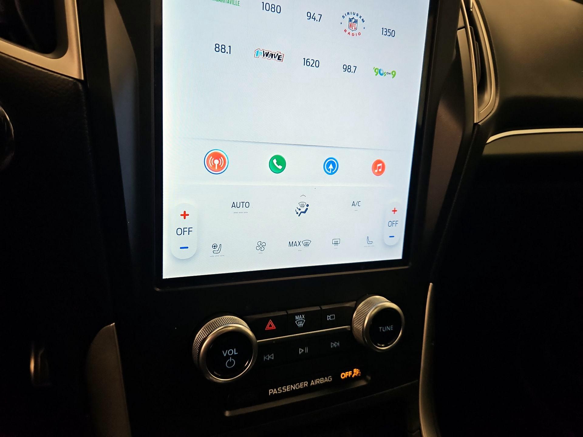 Thumbnail: 2022 Ford Edge - 17