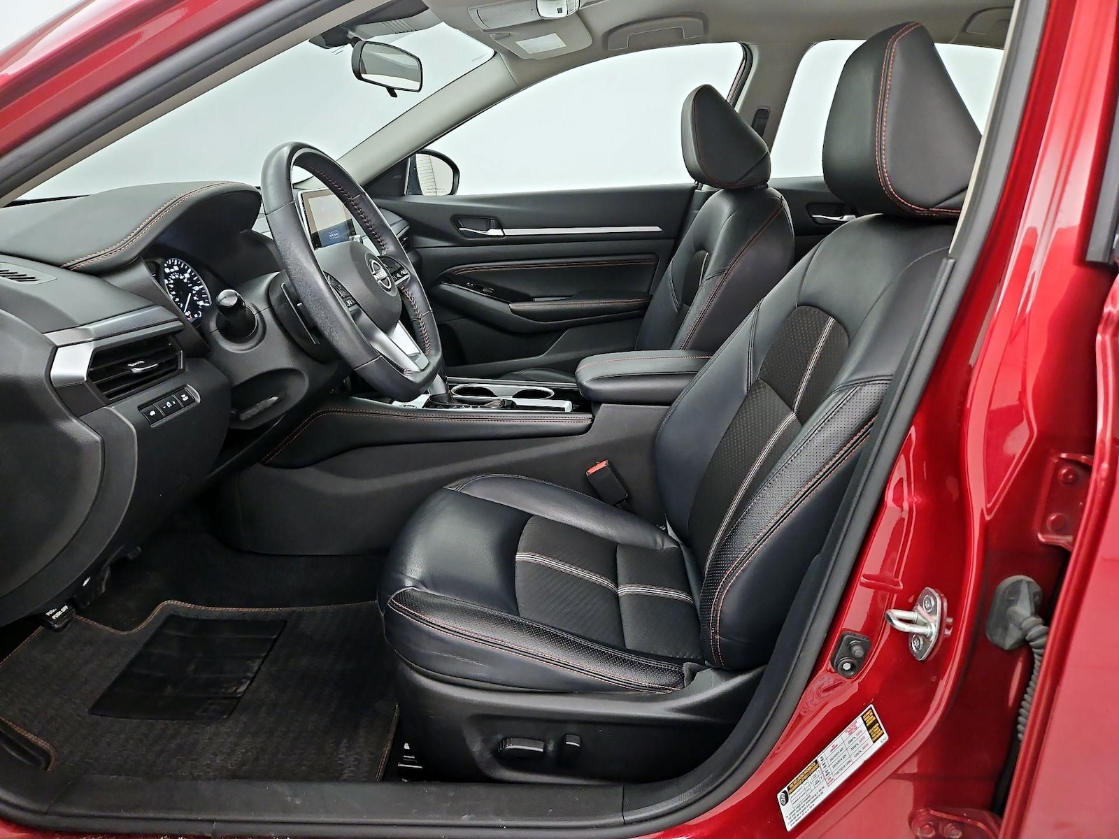 2023 Nissan Altima SR - Photo 12