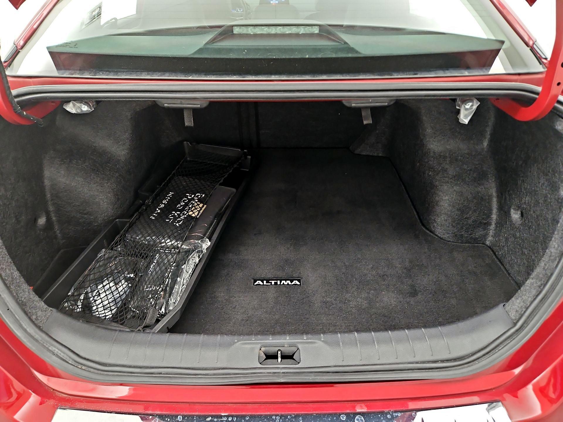 Thumbnail: 2023 Nissan Altima - 20