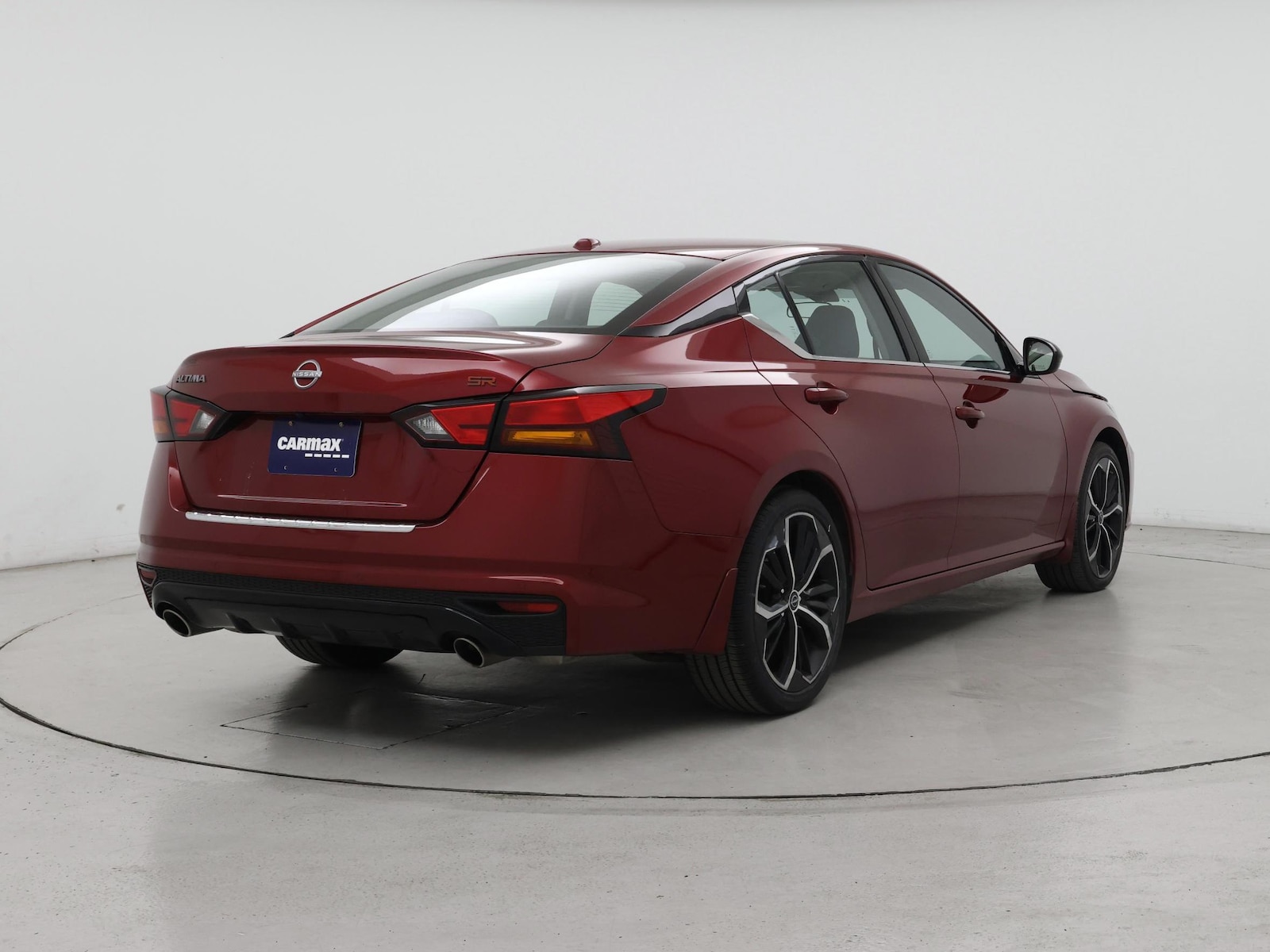 2023 Nissan Altima SR - Photo 9