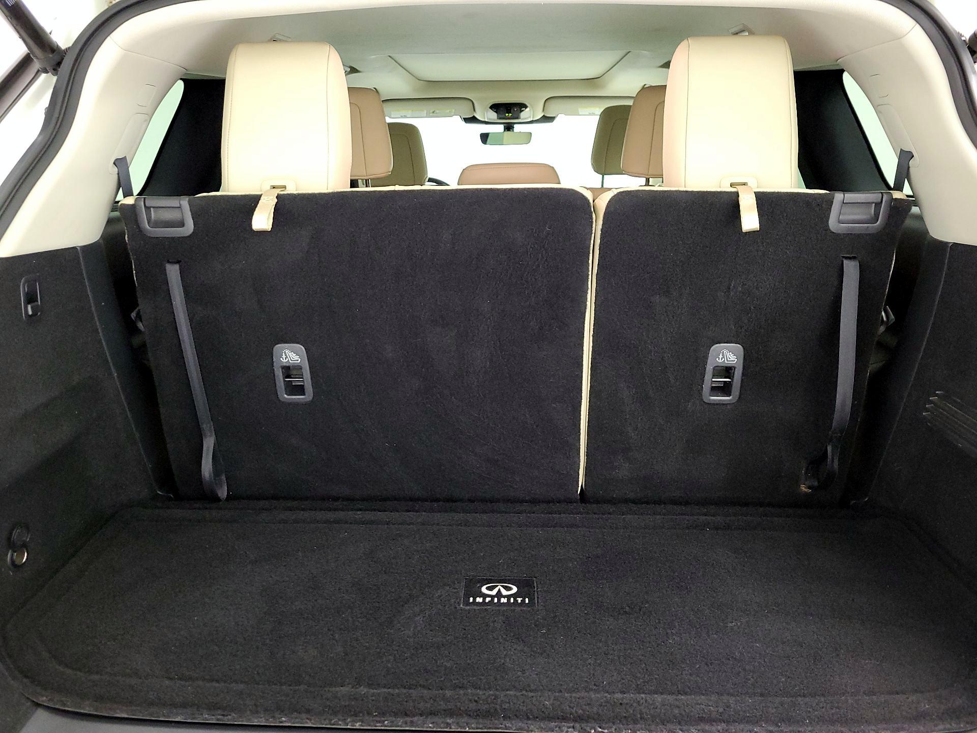 Thumbnail: 2023 INFINITI QX60 - 16