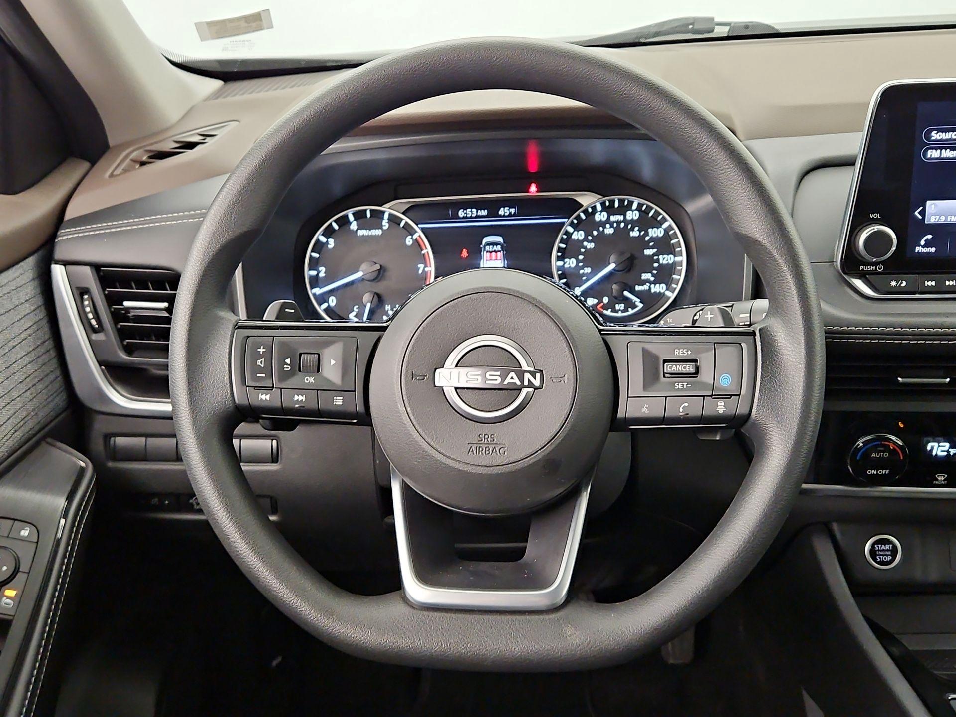 Thumbnail: 2023 Nissan Rogue - 10