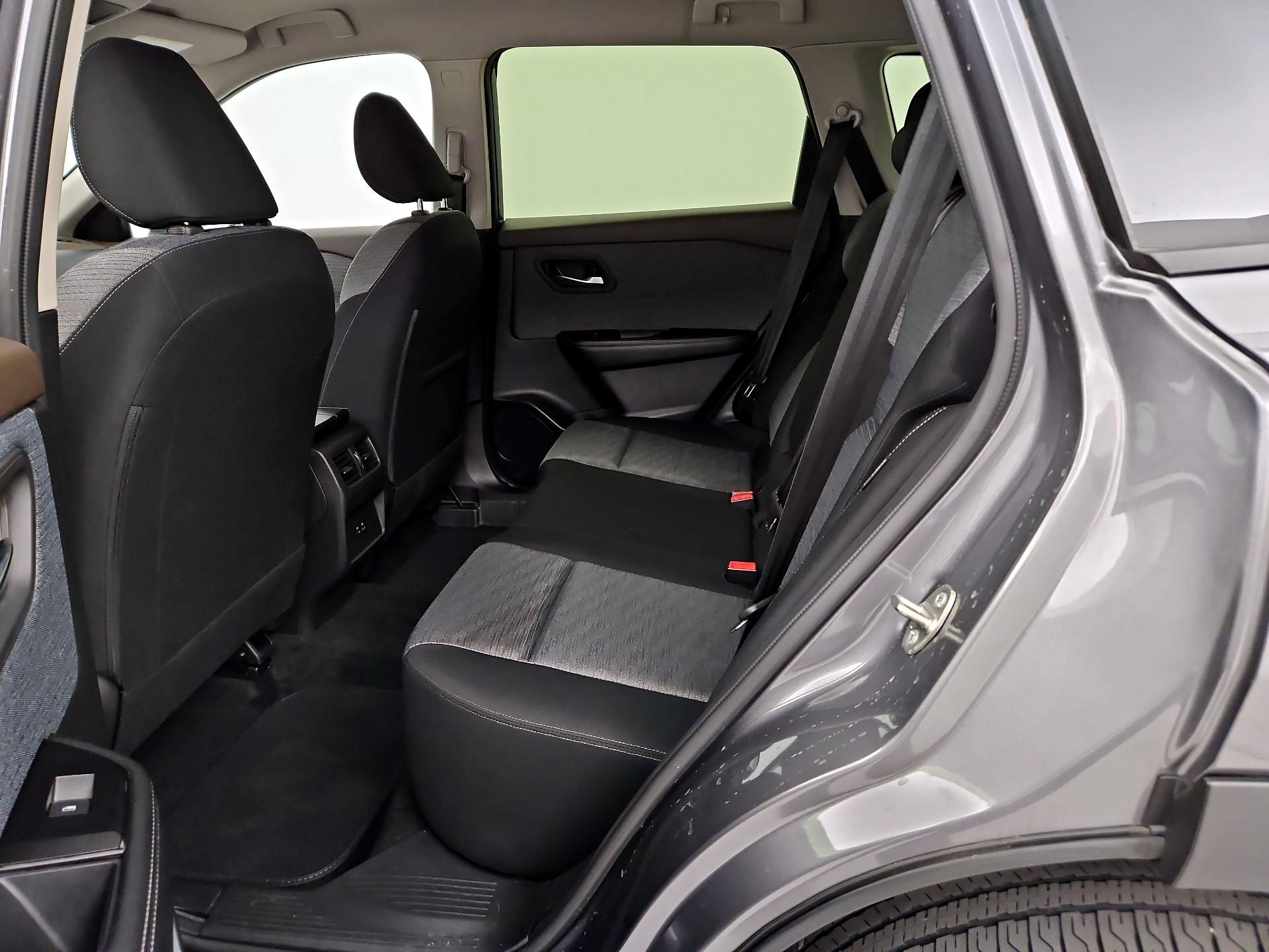 Thumbnail: 2023 Nissan Rogue - 19