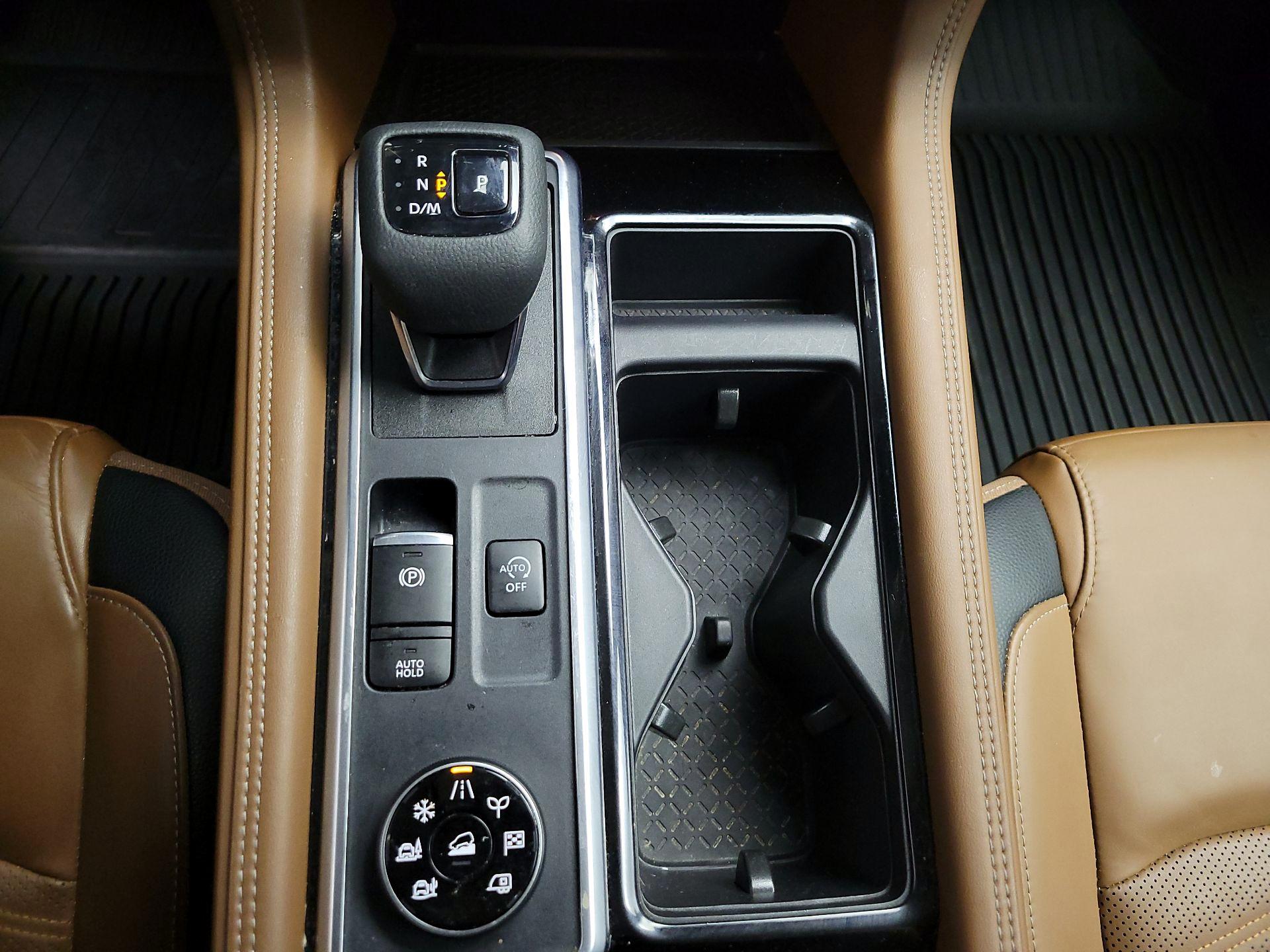 Thumbnail: 2023 Nissan Pathfinder - 17