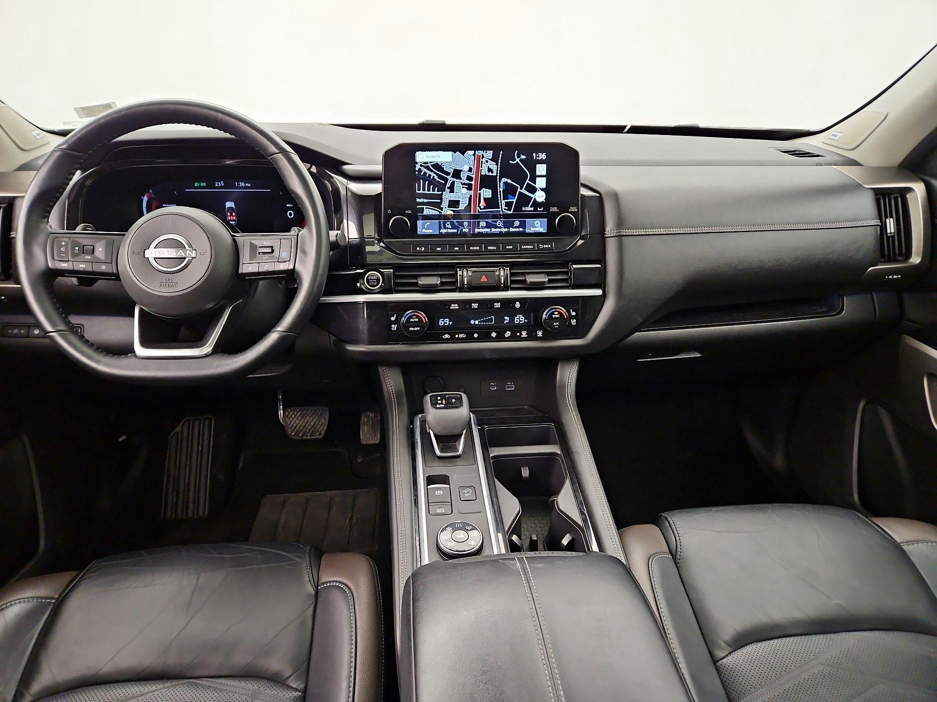 Thumbnail: 2023 Nissan Pathfinder - 9