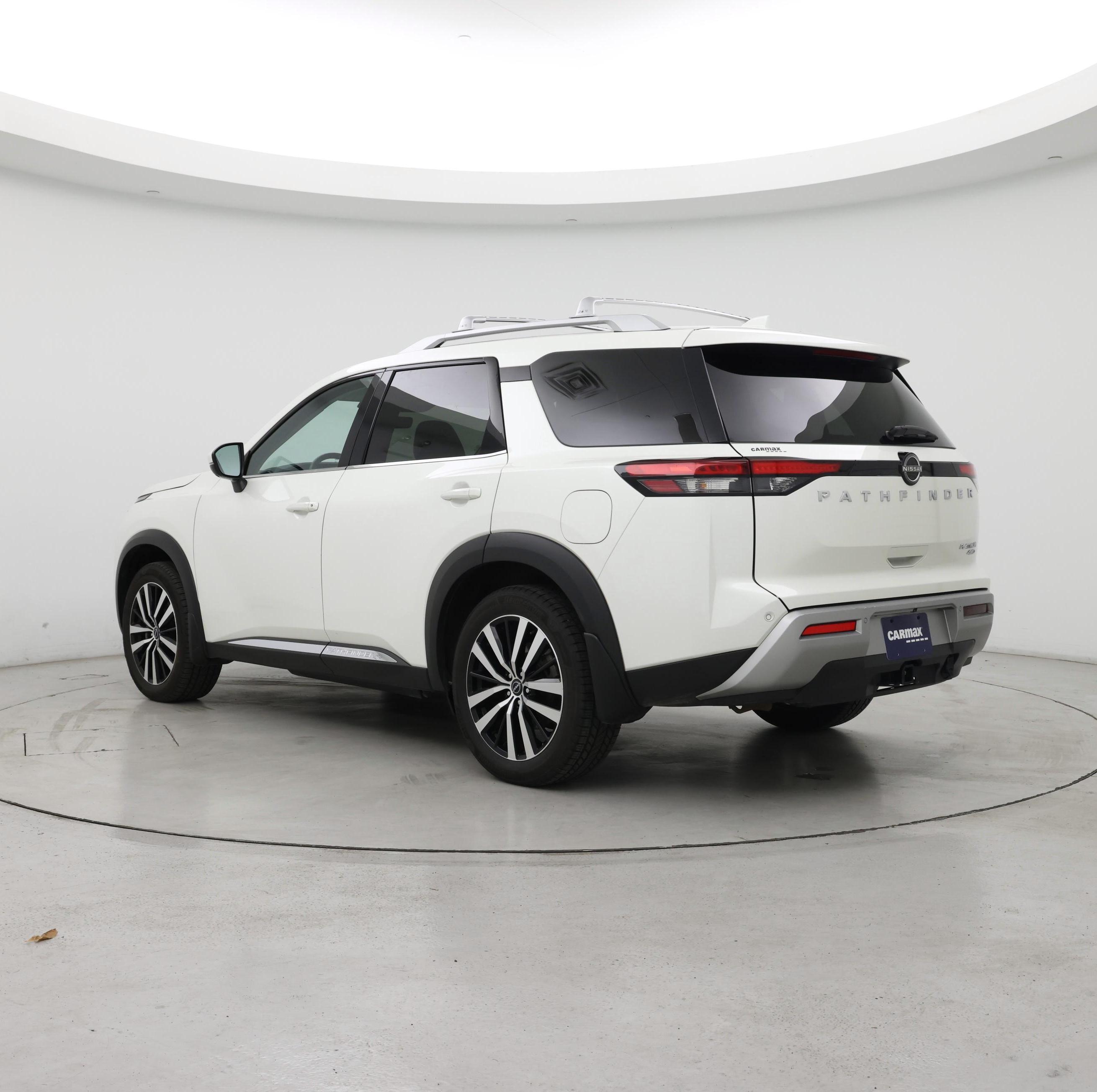 Thumbnail: 2023 Nissan Pathfinder - 2