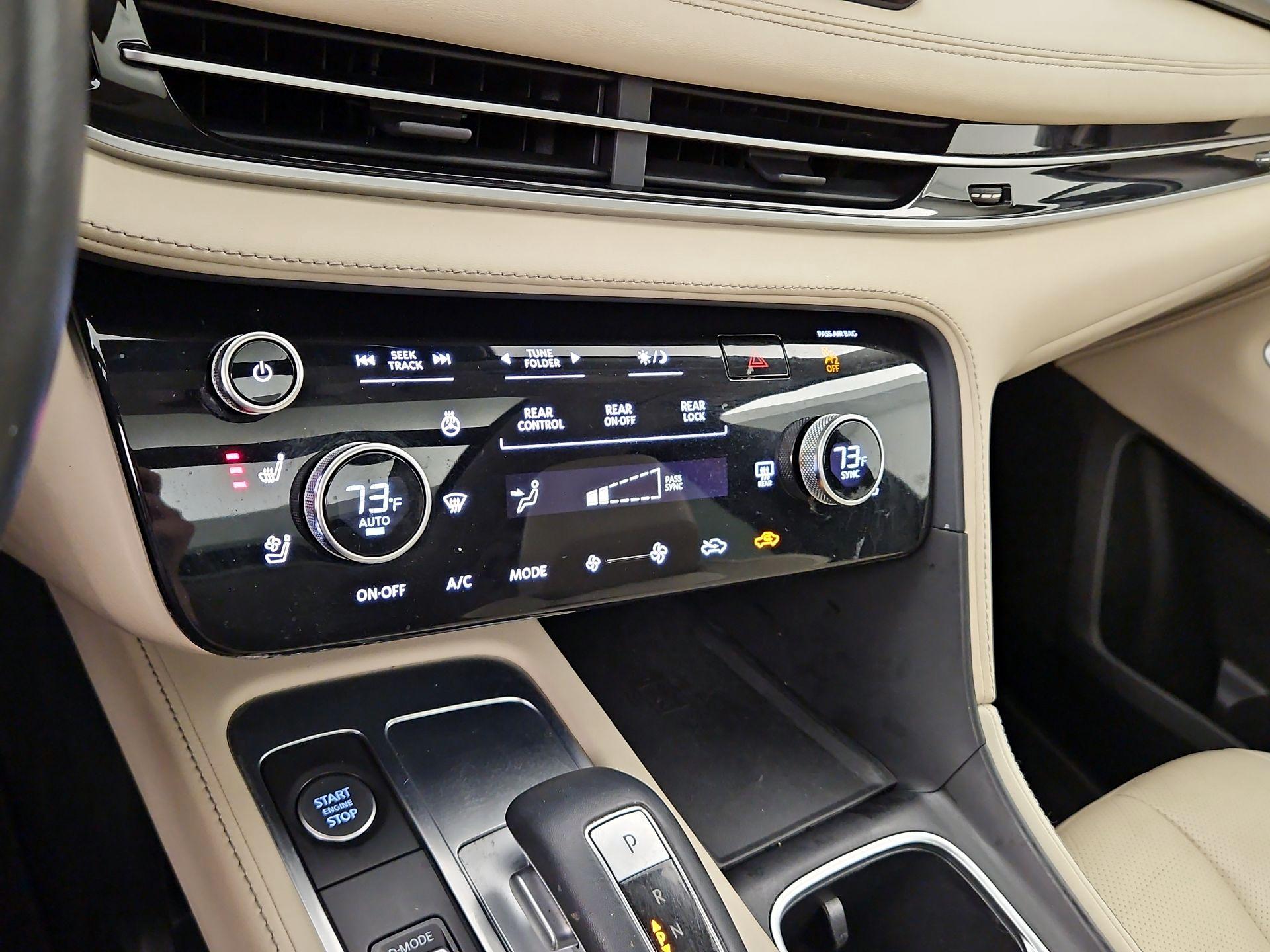 Thumbnail: 2023 INFINITI QX60 - 17