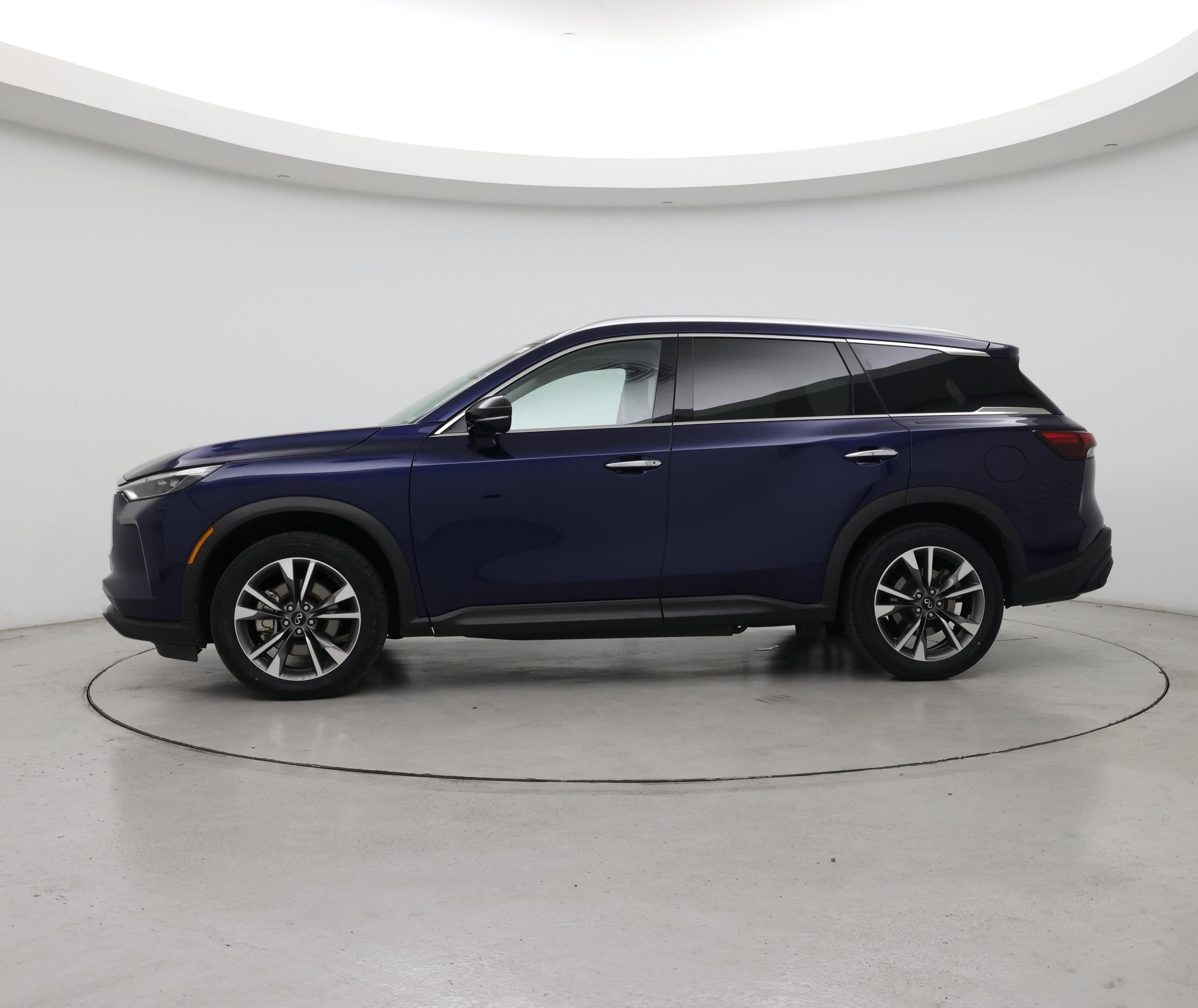 Thumbnail: 2023 INFINITI QX60 - 3