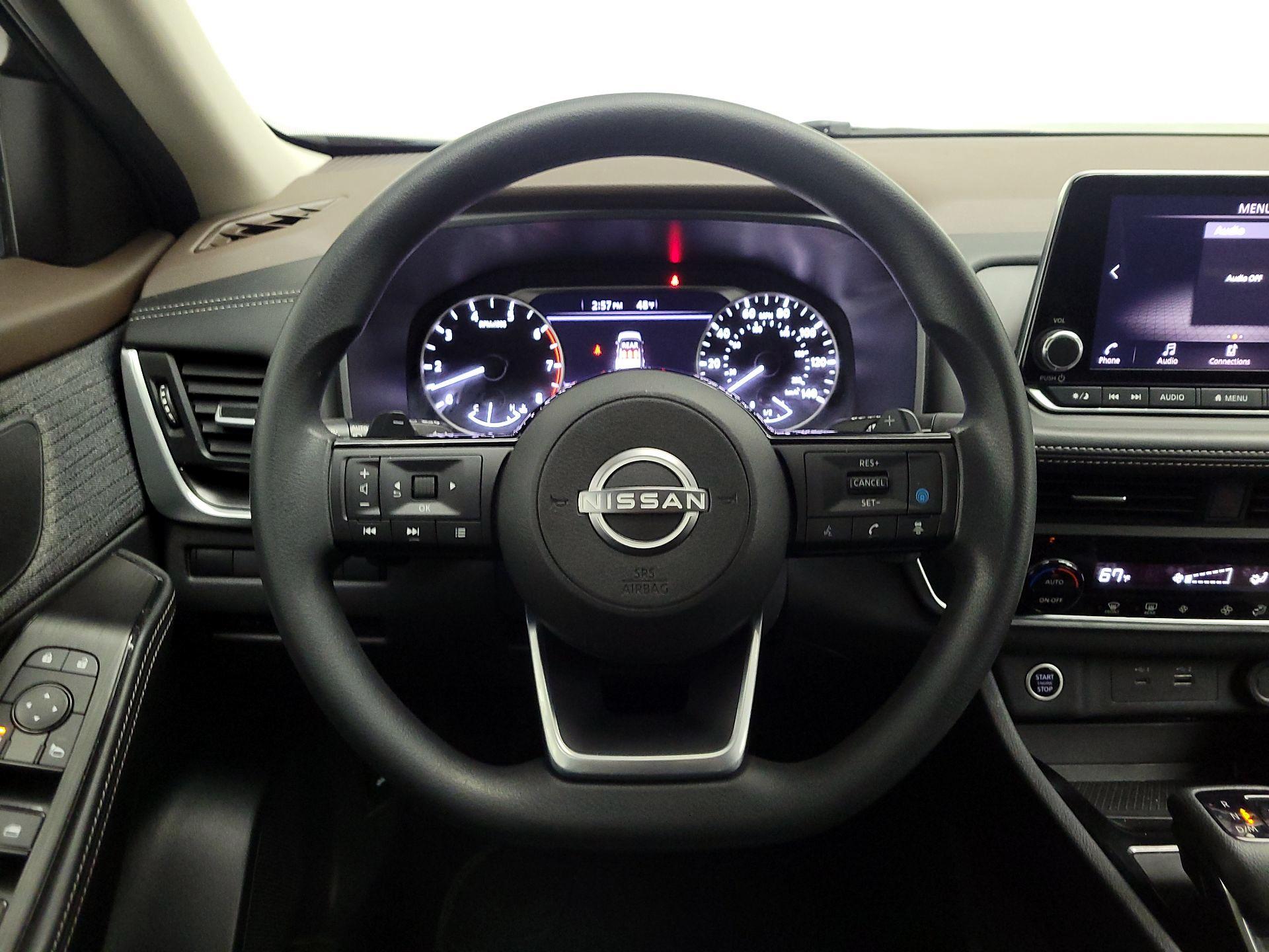 Thumbnail: 2023 Nissan Rogue - 10