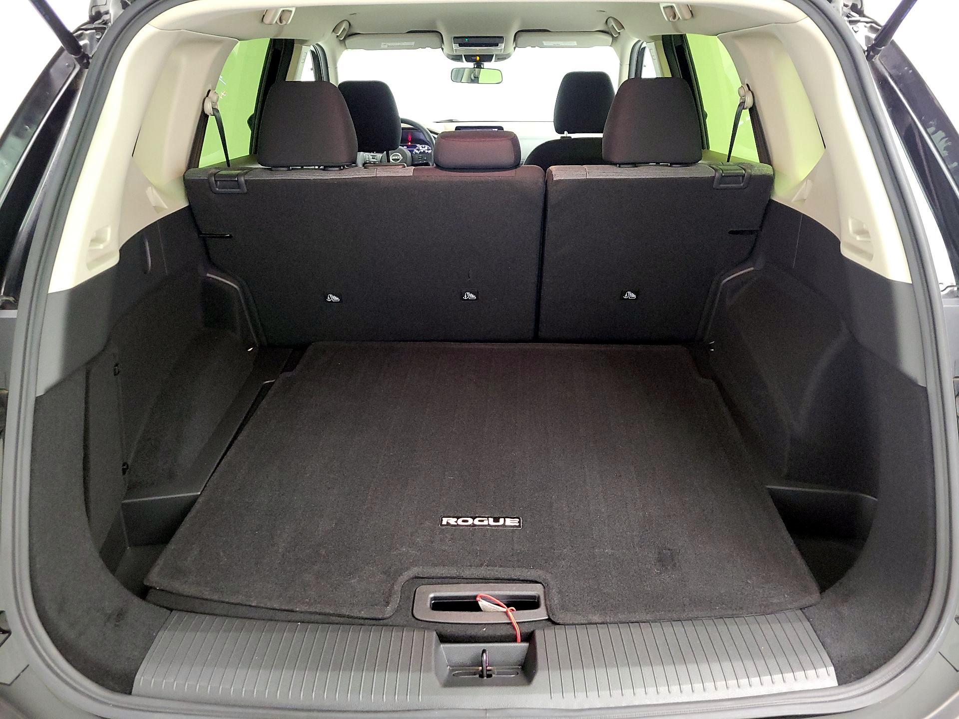 Thumbnail: 2023 Nissan Rogue - 17