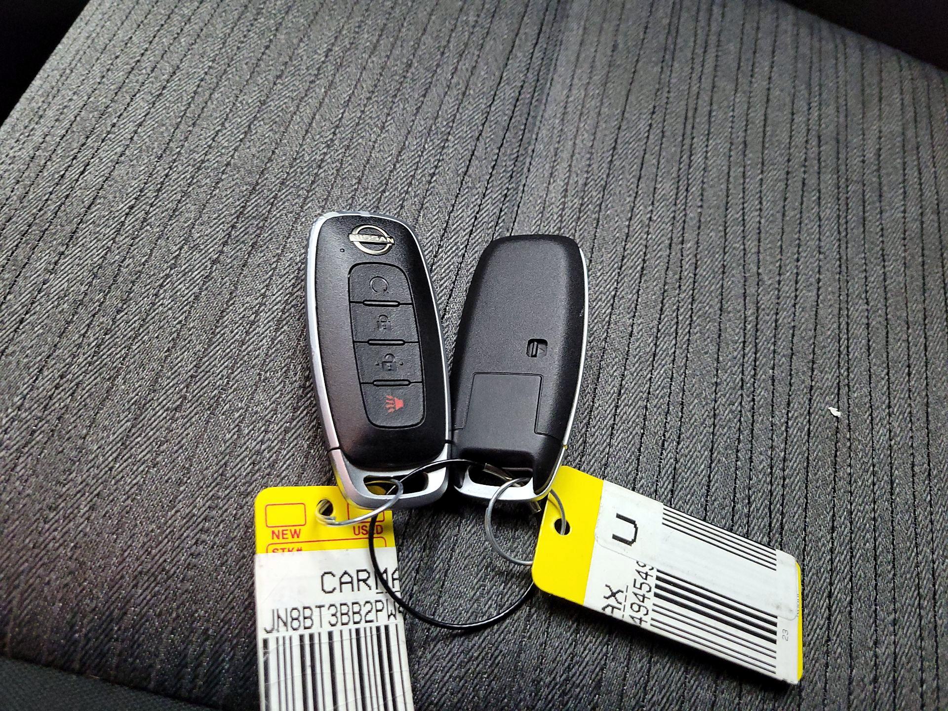 Thumbnail: 2023 Nissan Rogue - 19