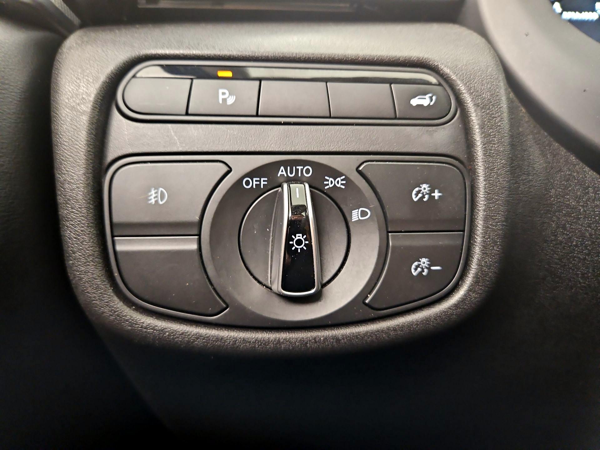 Thumbnail: 2020 INFINITI QX50 - 13