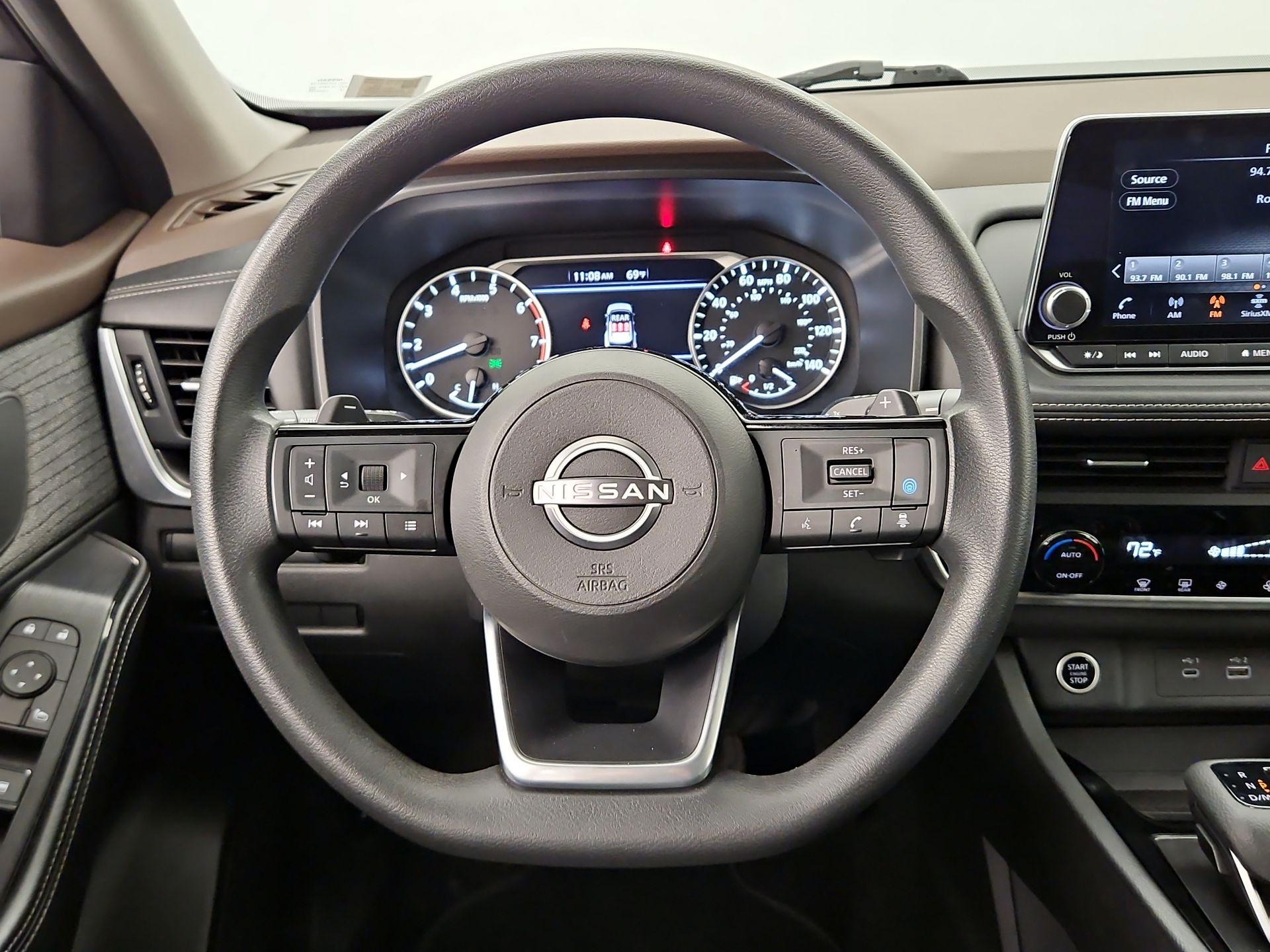 Thumbnail: 2023 Nissan Rogue - 10