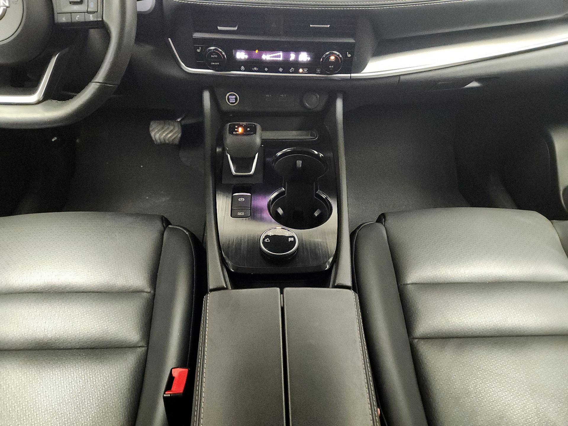 Thumbnail: 2023 Nissan Rogue - 17