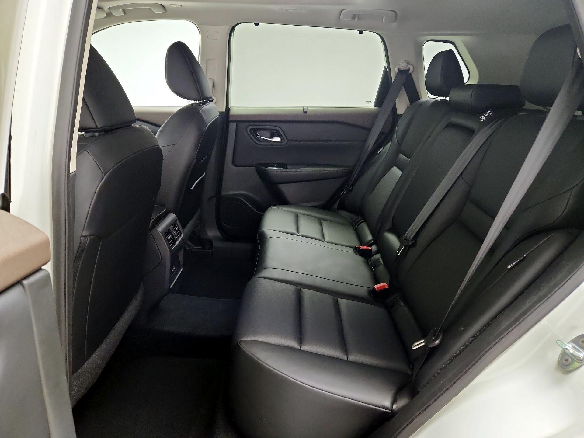 Thumbnail: 2023 Nissan Rogue - 20