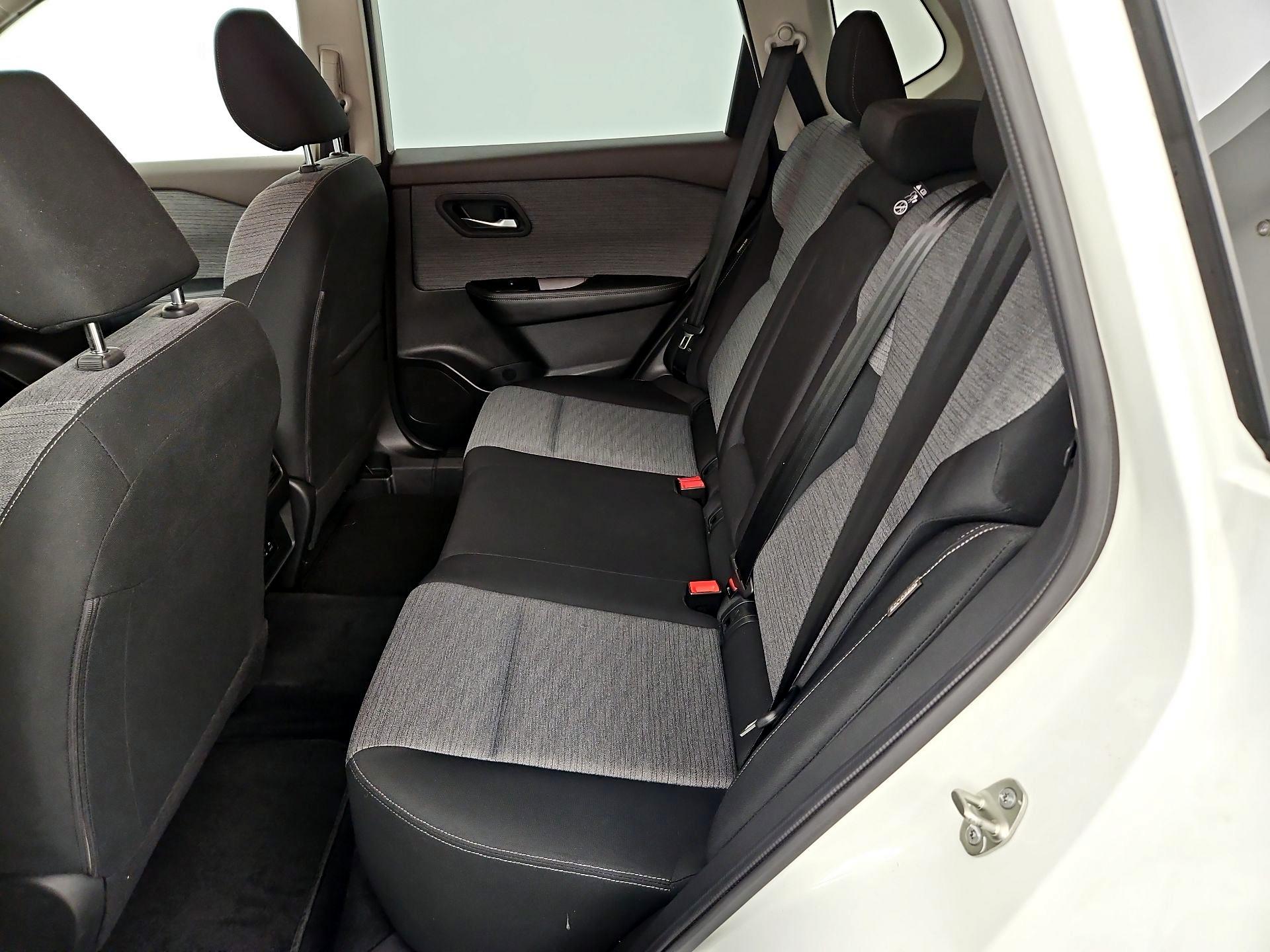 Thumbnail: 2023 Nissan Rogue - 19