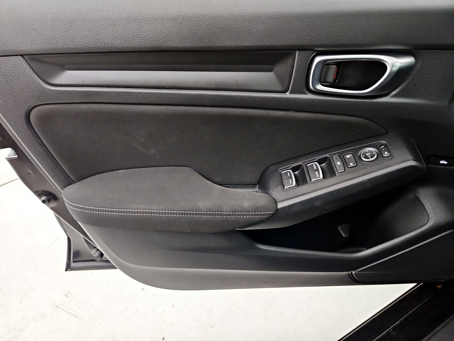 Thumbnail: 2022 Honda Civic - 12