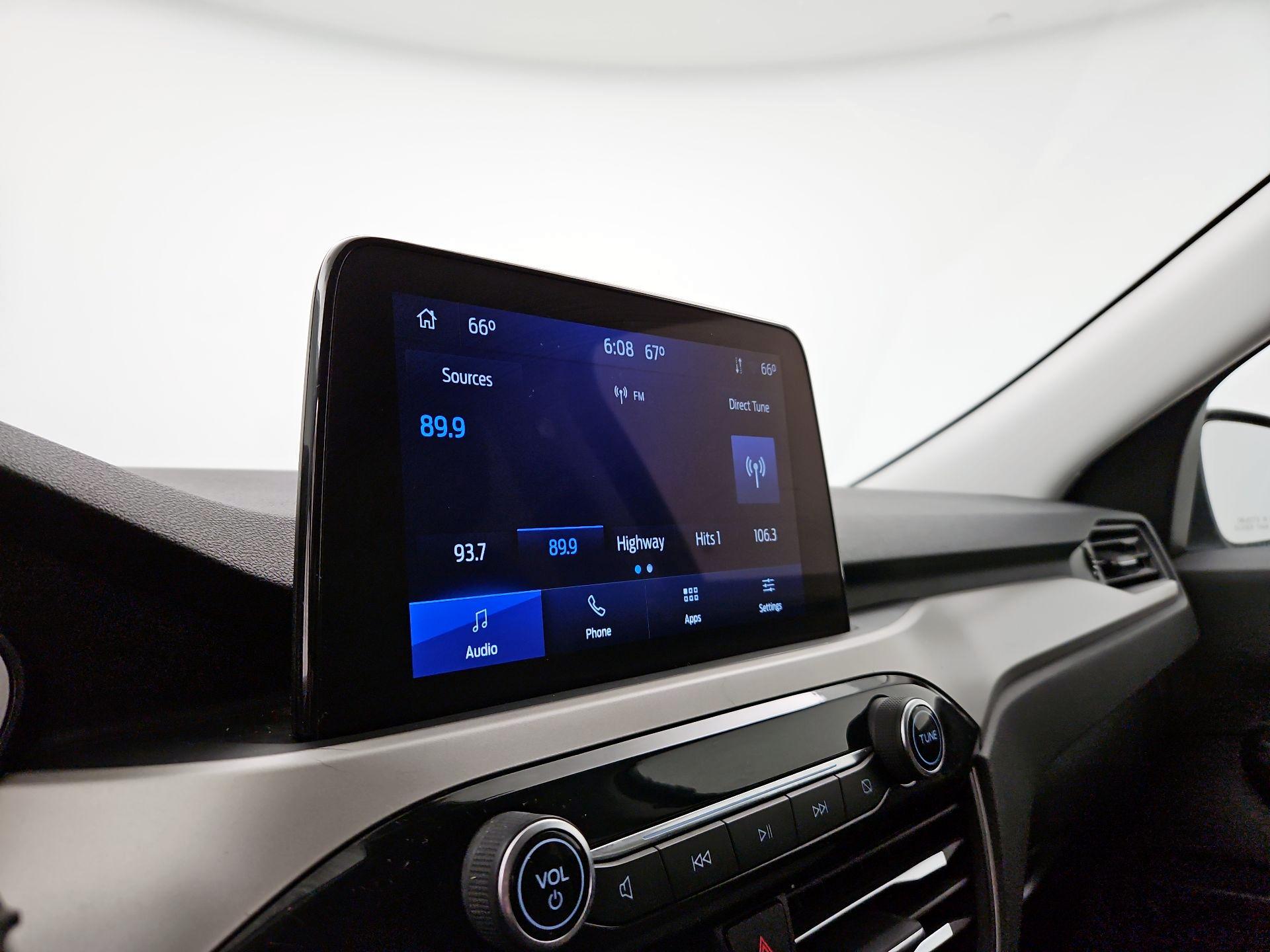 Thumbnail: 2022 Ford Escape - 15