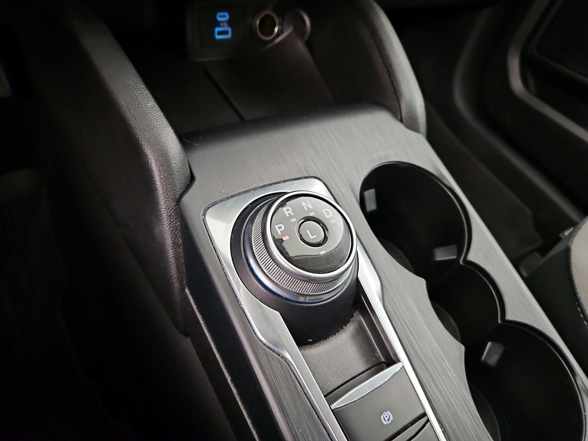 Thumbnail: 2022 Ford Escape - 17