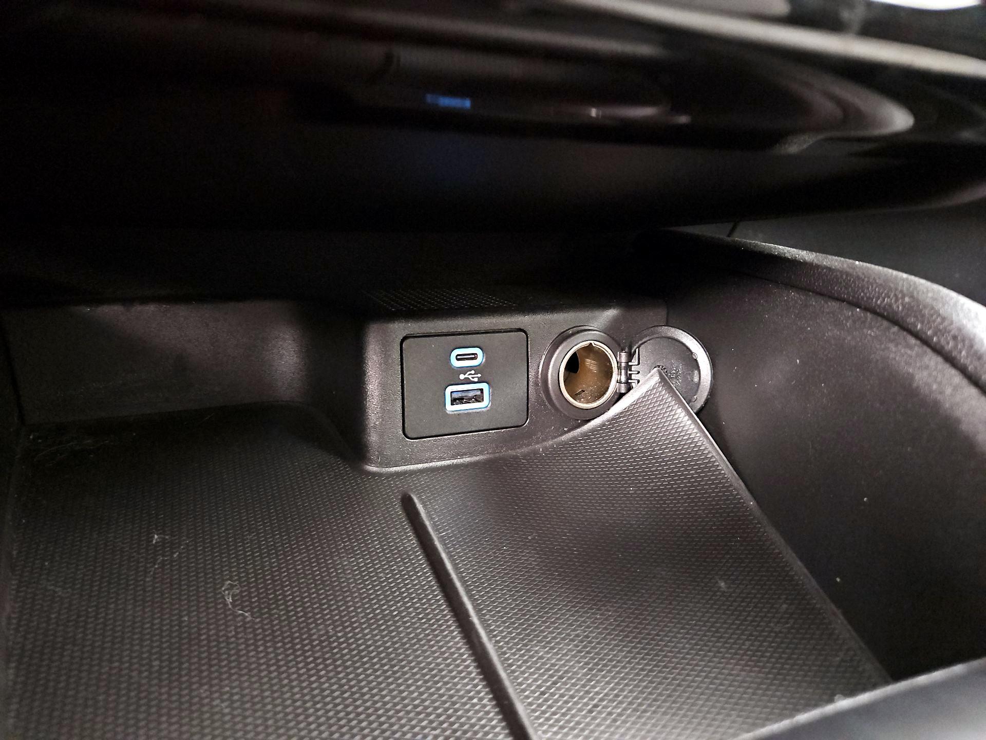 Thumbnail: 2022 Ford Escape - 18