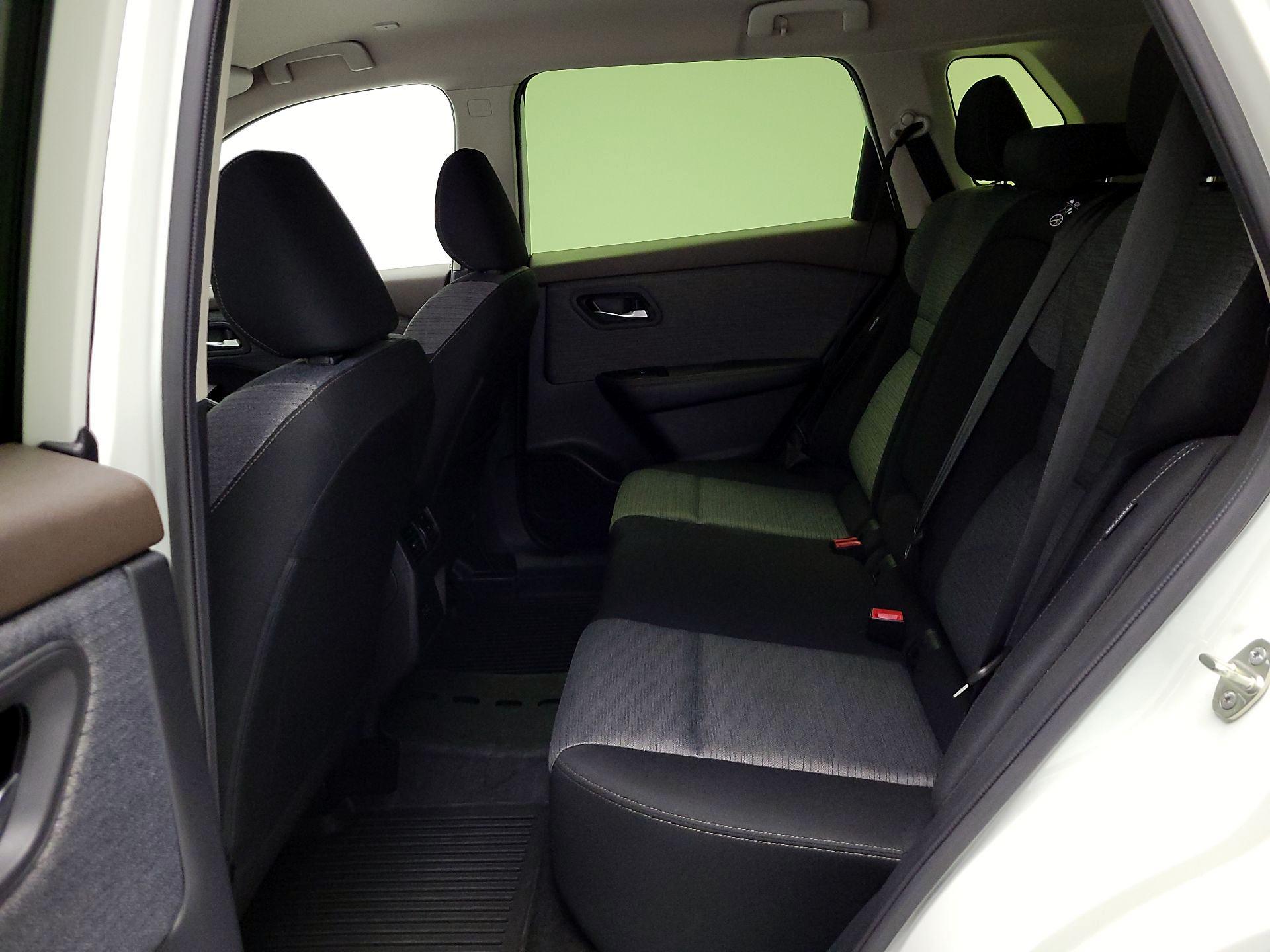 Thumbnail: 2023 Nissan Rogue - 18