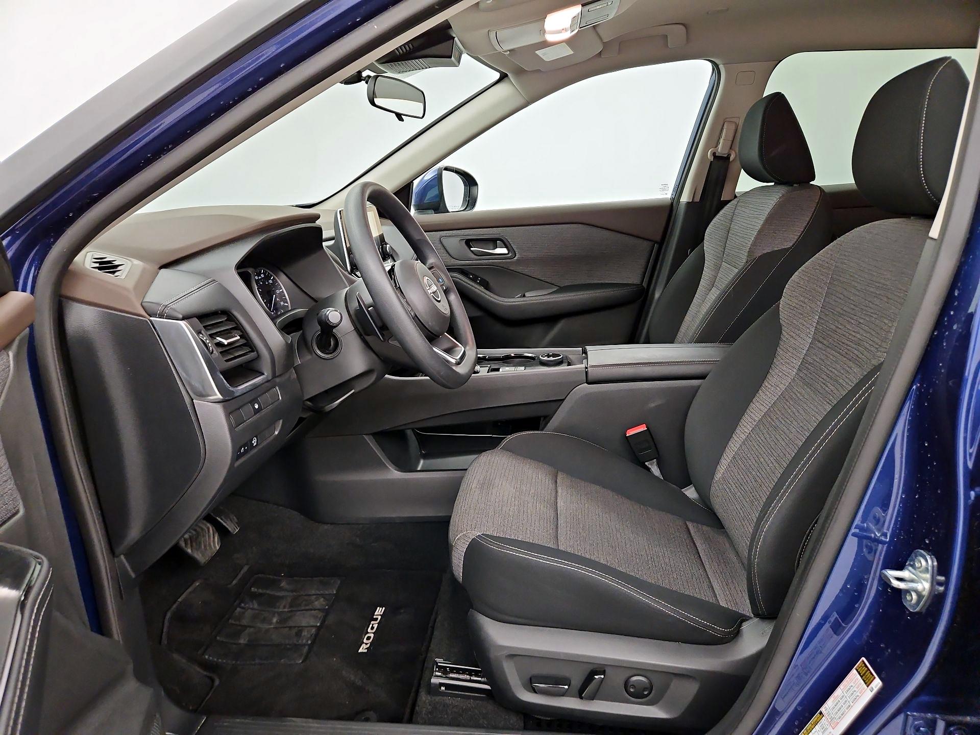 Thumbnail: 2023 Nissan Rogue - 11