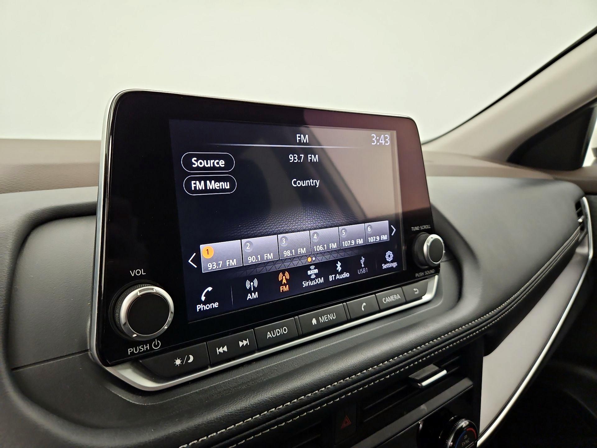 Thumbnail: 2023 Nissan Rogue - 15