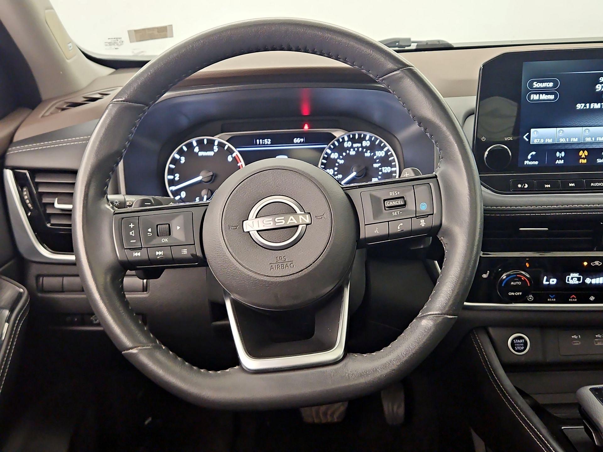 Thumbnail: 2023 Nissan Rogue - 10