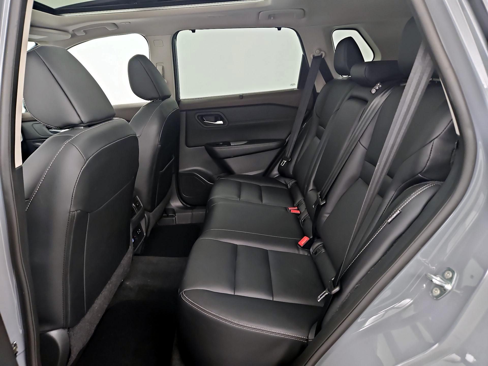 Thumbnail: 2023 Nissan Rogue - 20