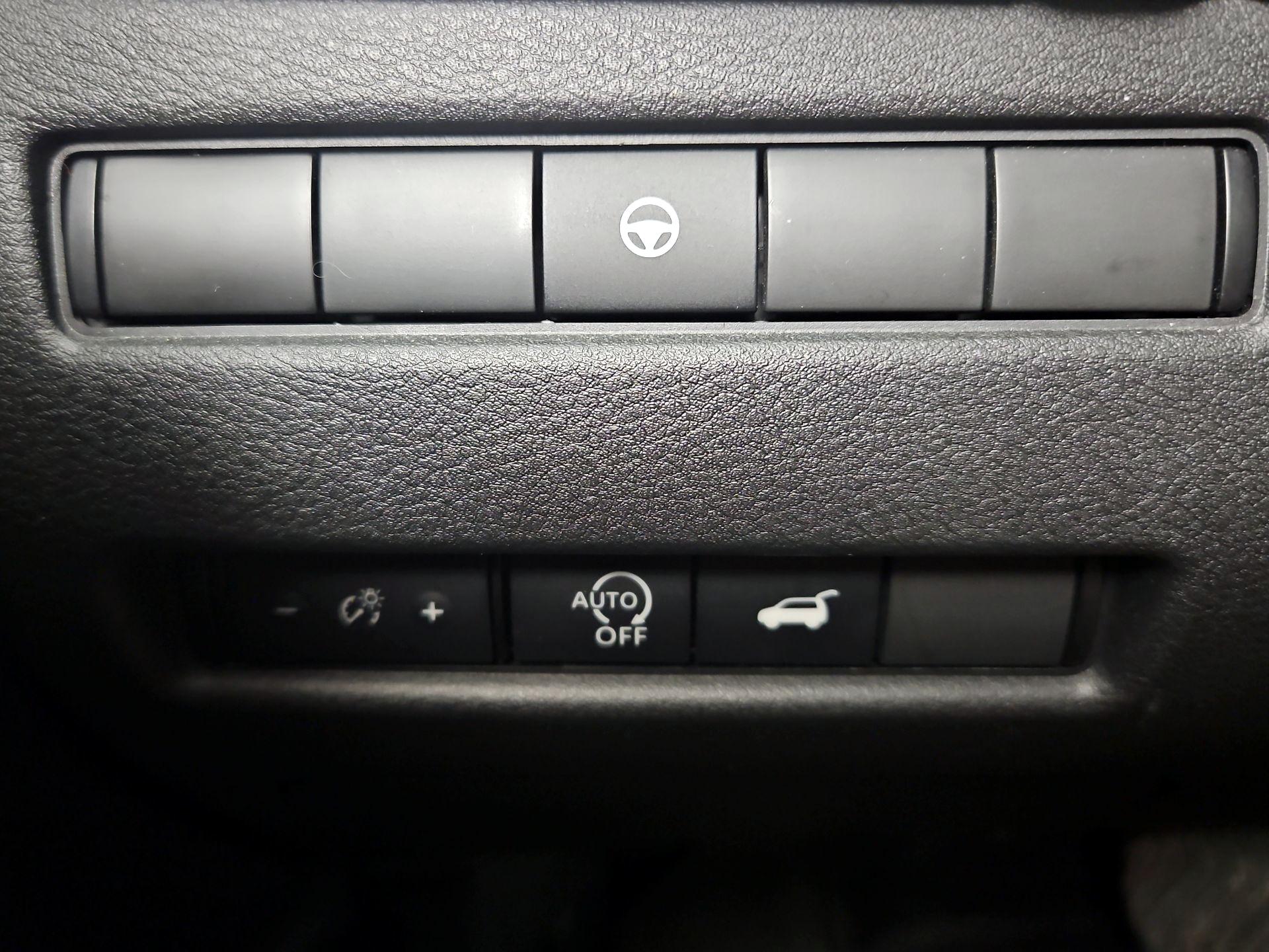 Thumbnail: 2023 Nissan Rogue - 13