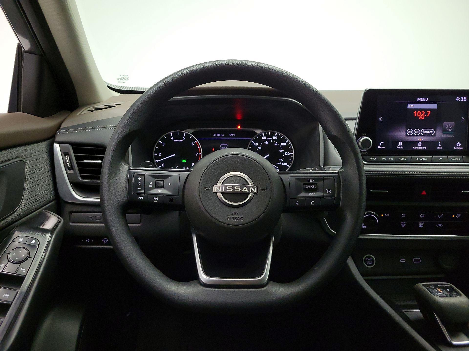 Thumbnail: 2023 Nissan Rogue - 10