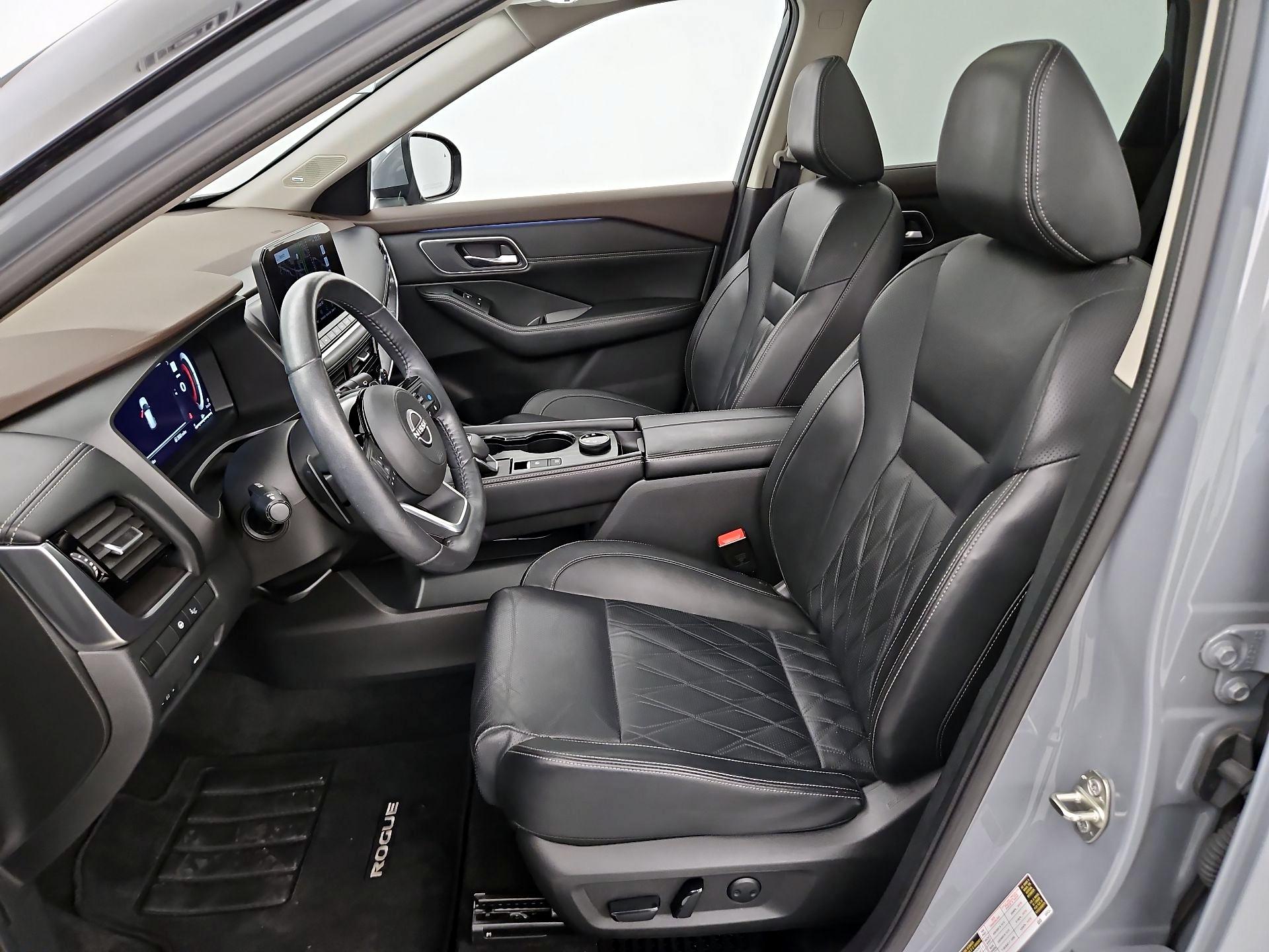 Thumbnail: 2023 Nissan Rogue - 11