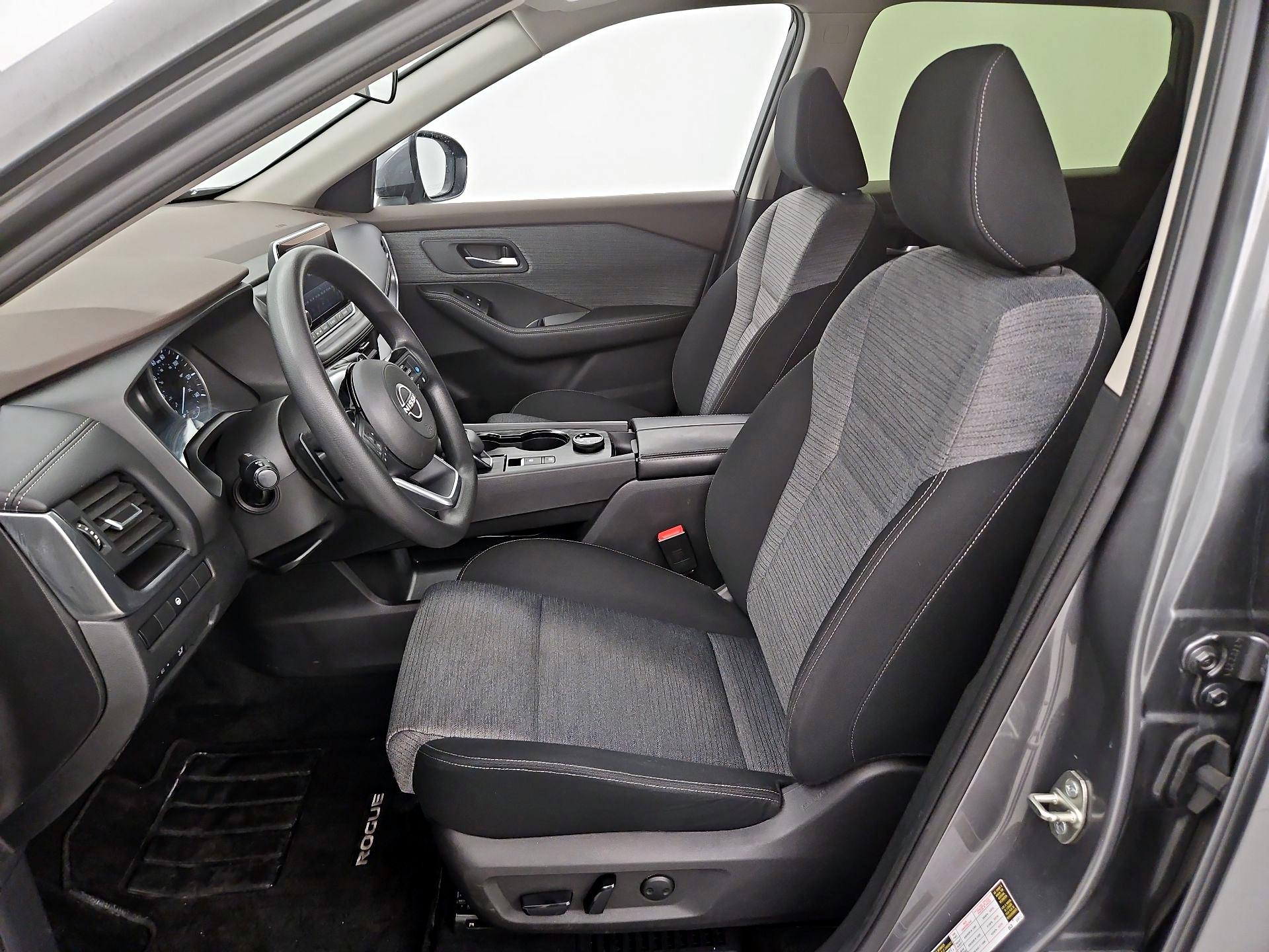 Thumbnail: 2023 Nissan Rogue - 11