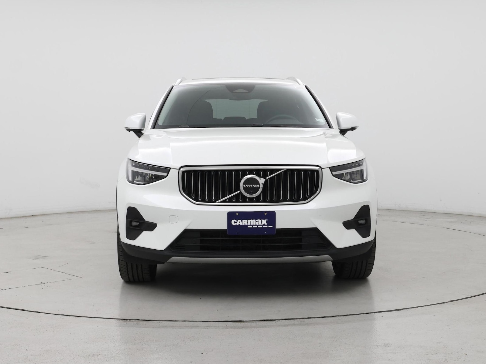 2025 Volvo XC40 Plus - Photo 6