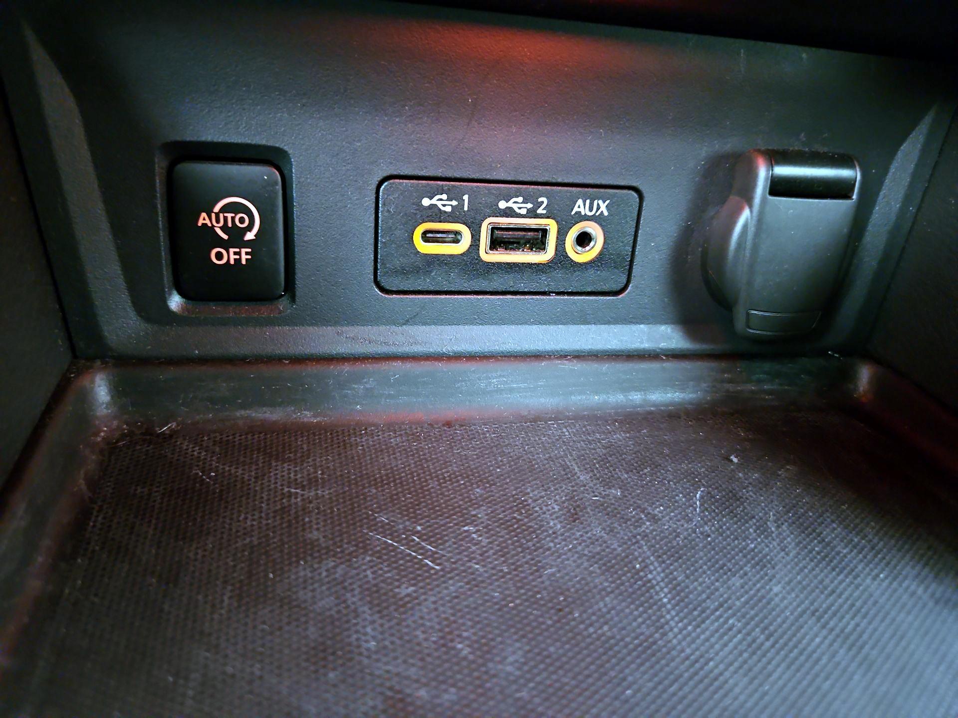 Thumbnail: 2025 Nissan Sentra - 18