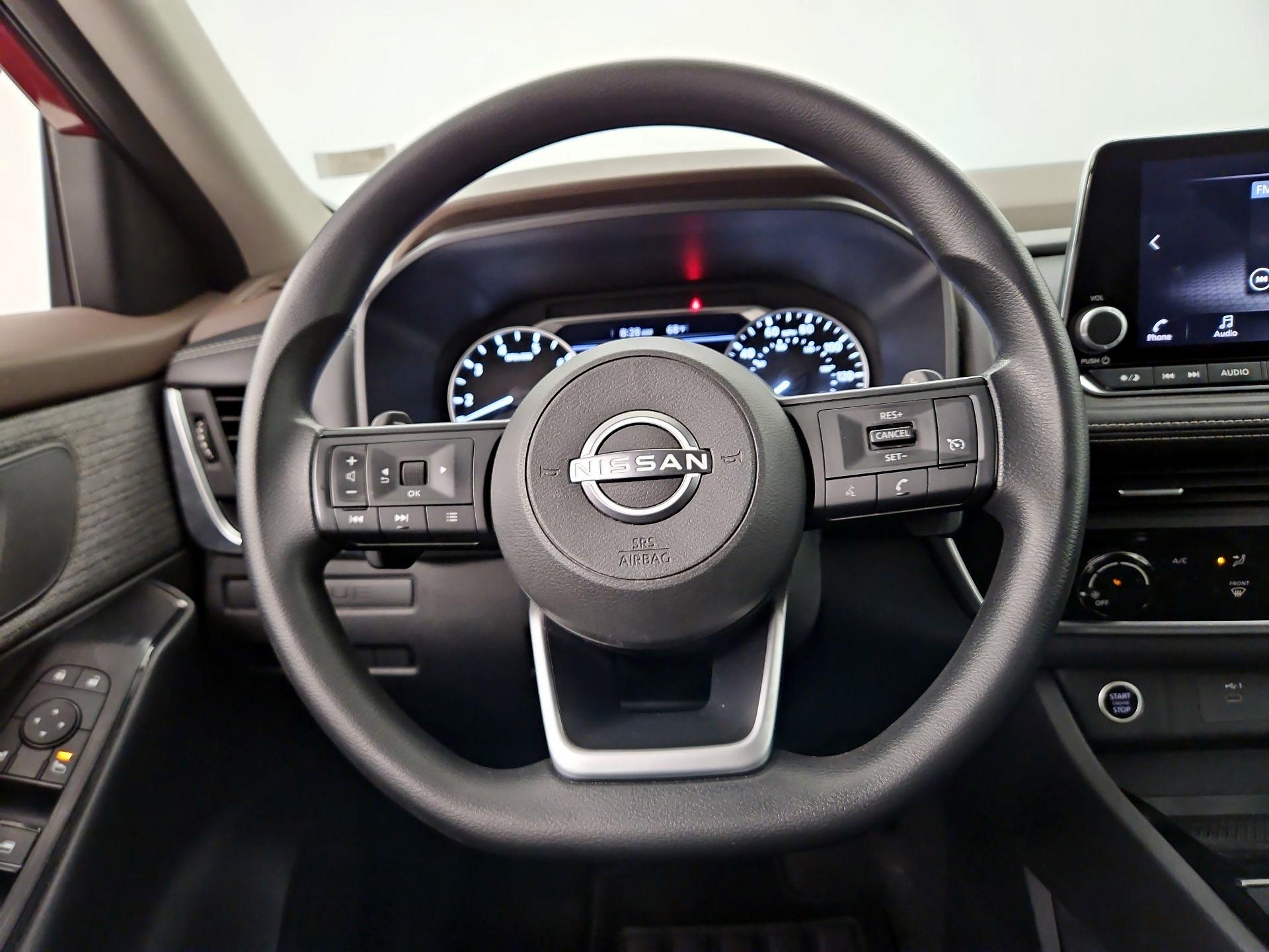 Thumbnail: 2023 Nissan Rogue - 10