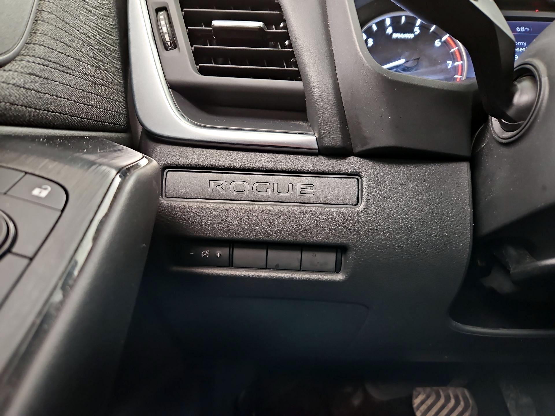 Thumbnail: 2023 Nissan Rogue - 13