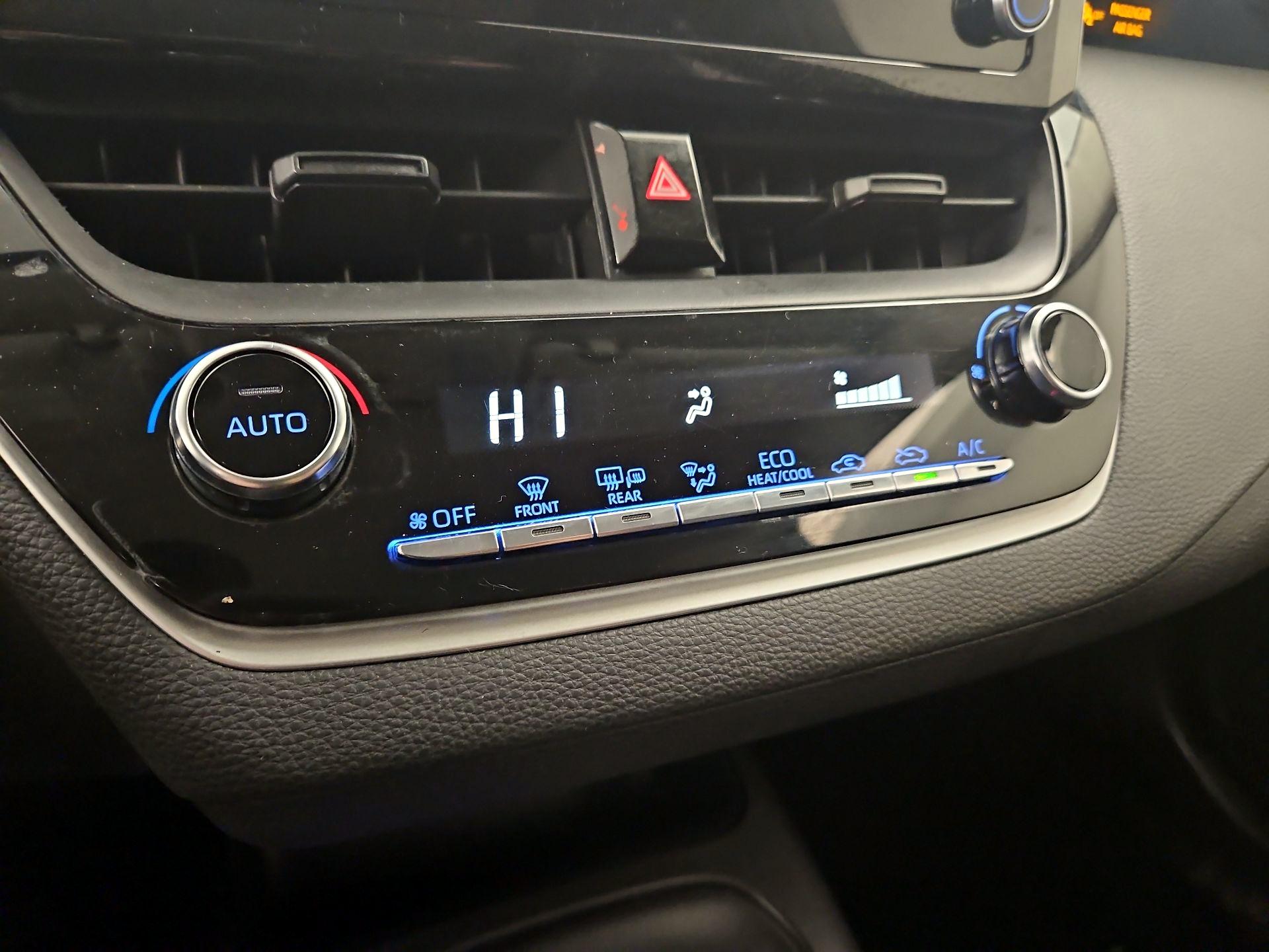 Thumbnail: 2020 Toyota Corolla - 16