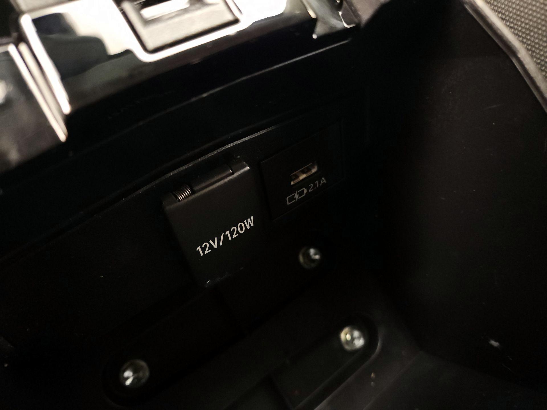 Thumbnail: 2020 Toyota Corolla - 18